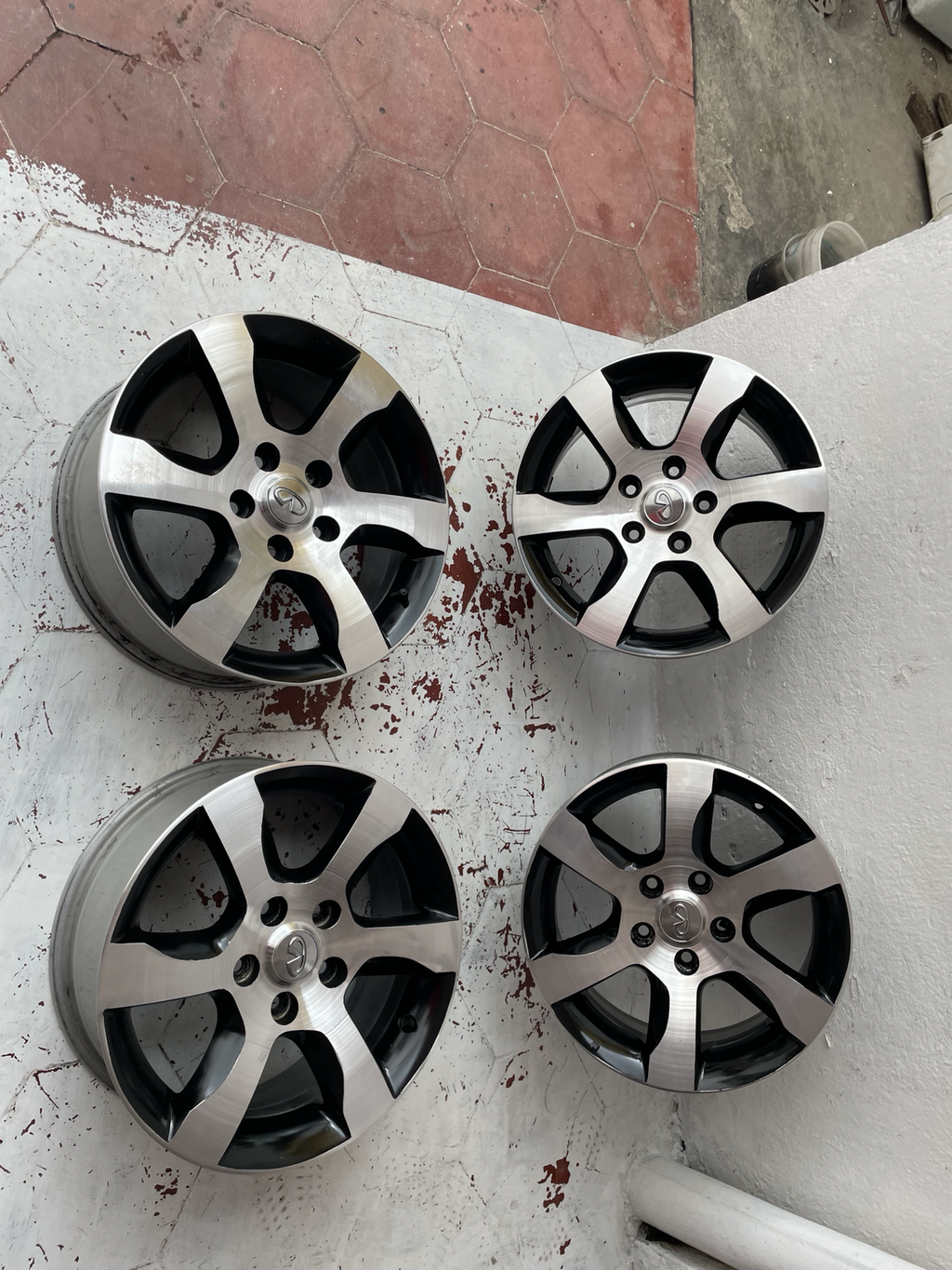Rines 16” Originales Nissan X-Trail / Sentra / Altima