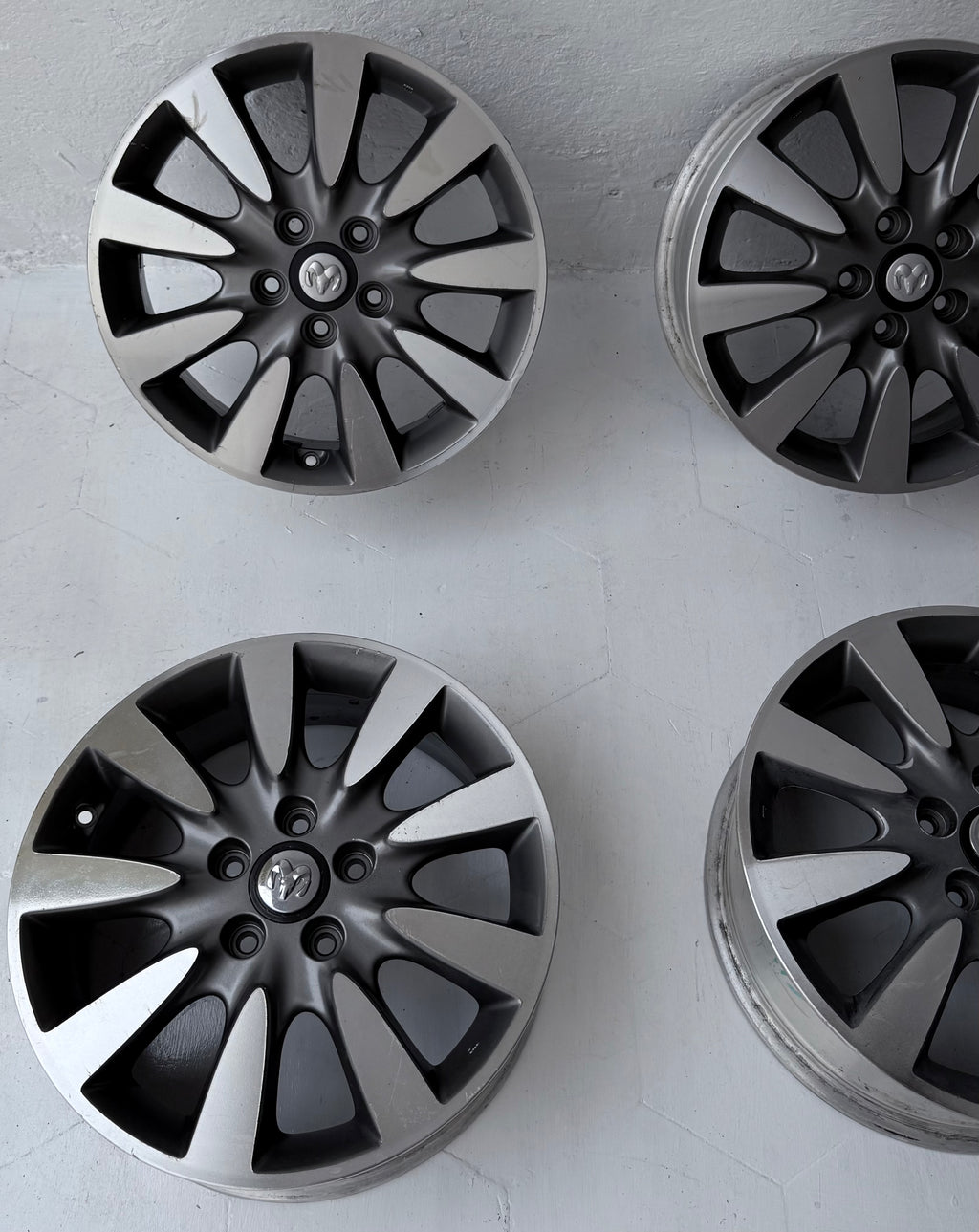 4 Rines 17” Jeep Liberty, Compass y Patriot – 5×114