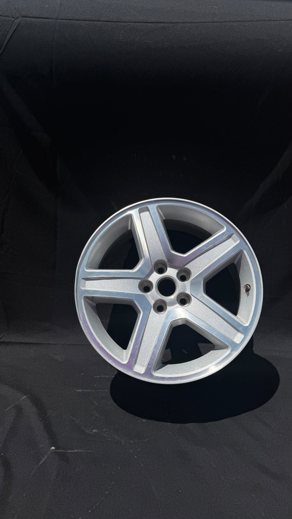 1 Rin 18” Dodge Charger Original 5-115