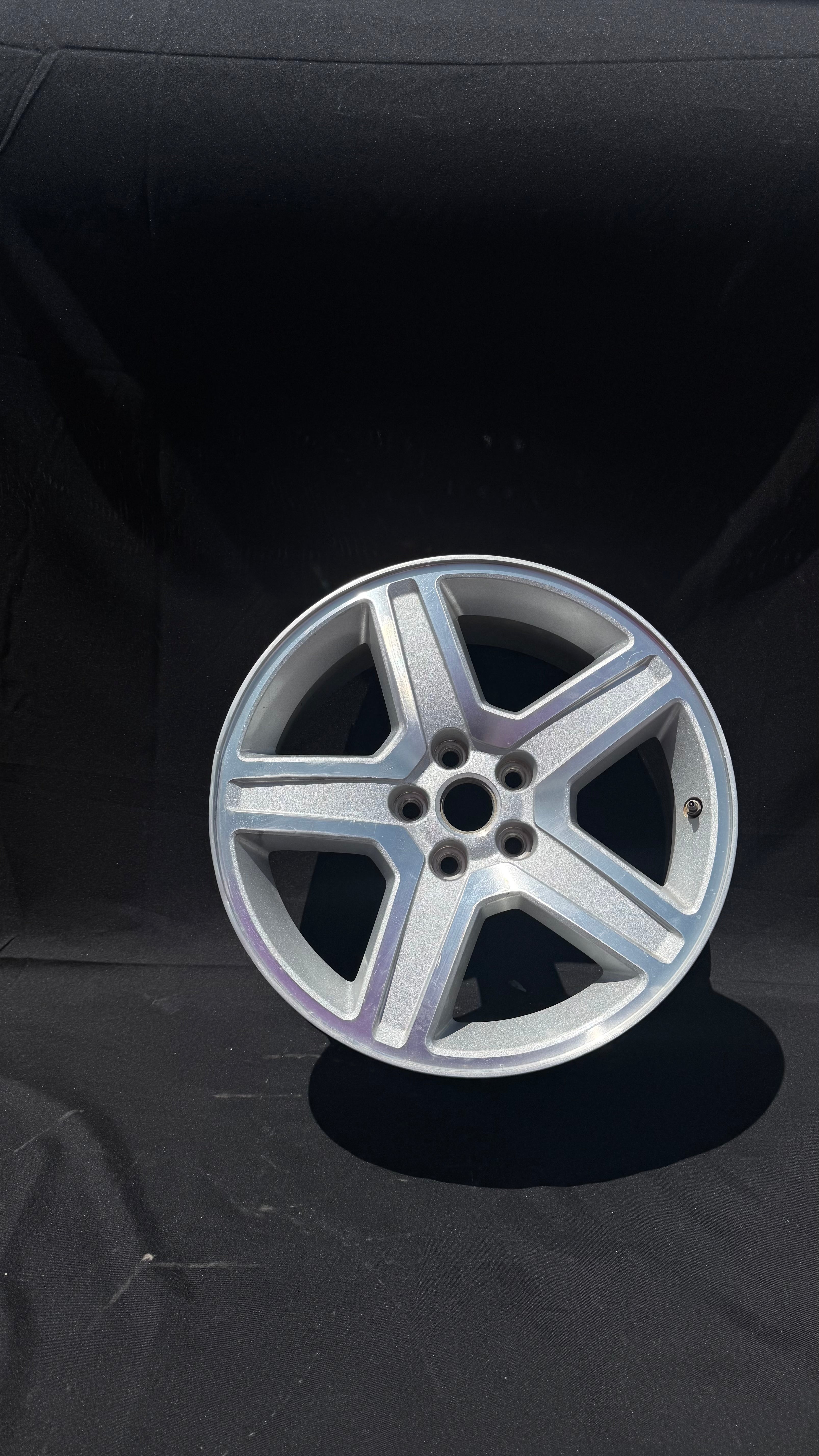 1 Rin 18” Dodge Charger Original 5-115