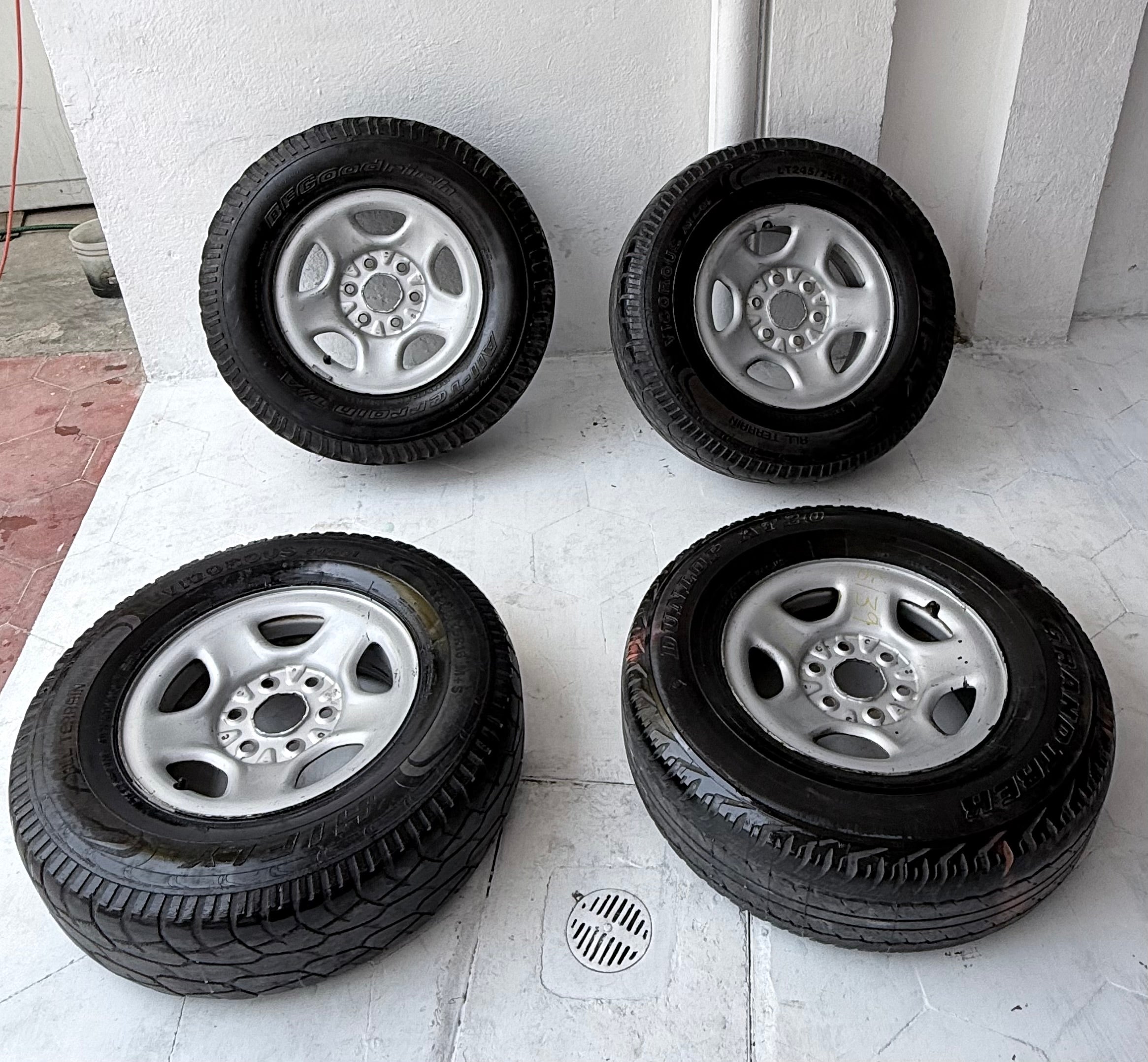 4 Rines 16” Chevrolet Silverado, Cheyenne, Suburban y Express Van – 6×139