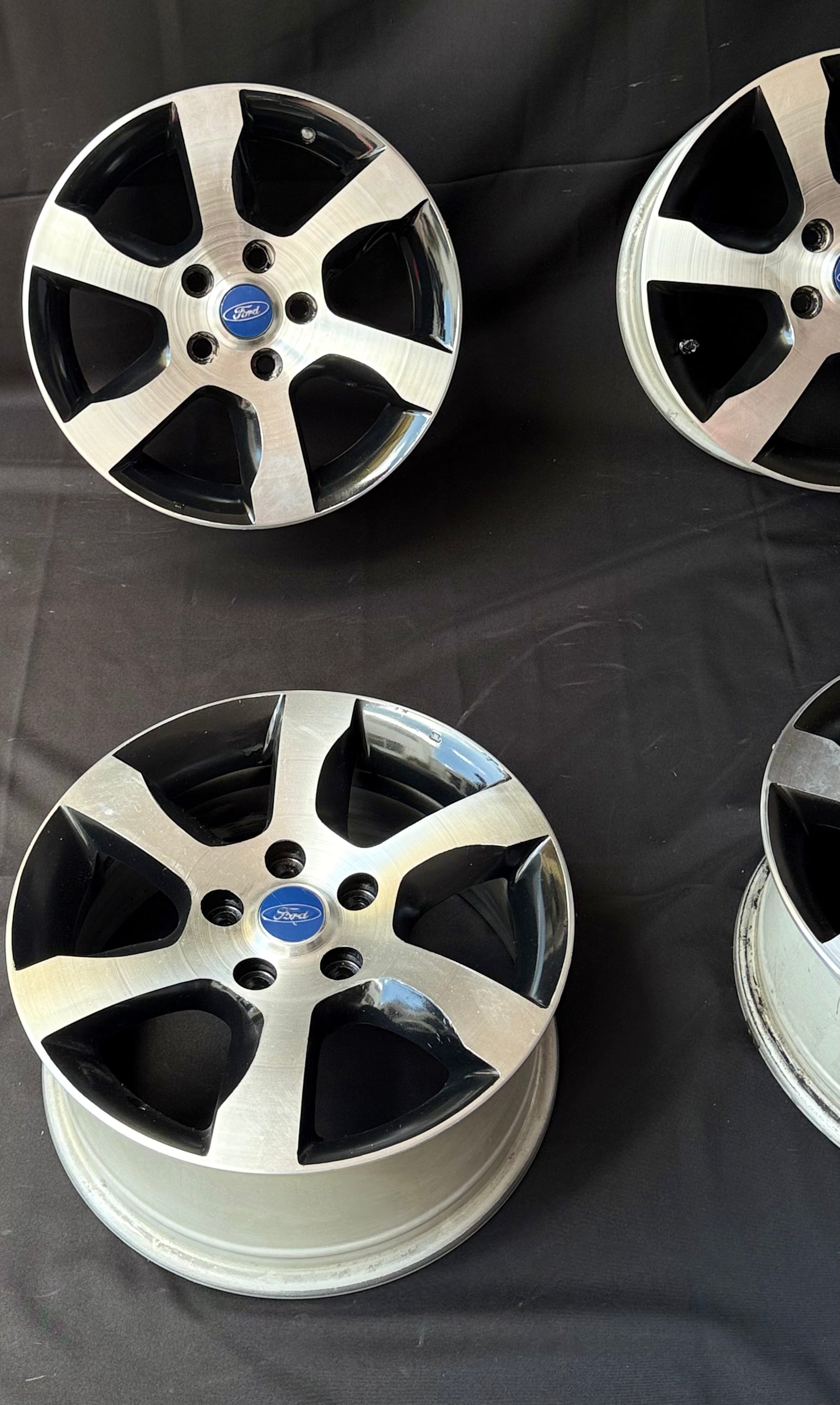 4 Rines 16” Ford Mustang, Ranger y Explorer – 5×114
