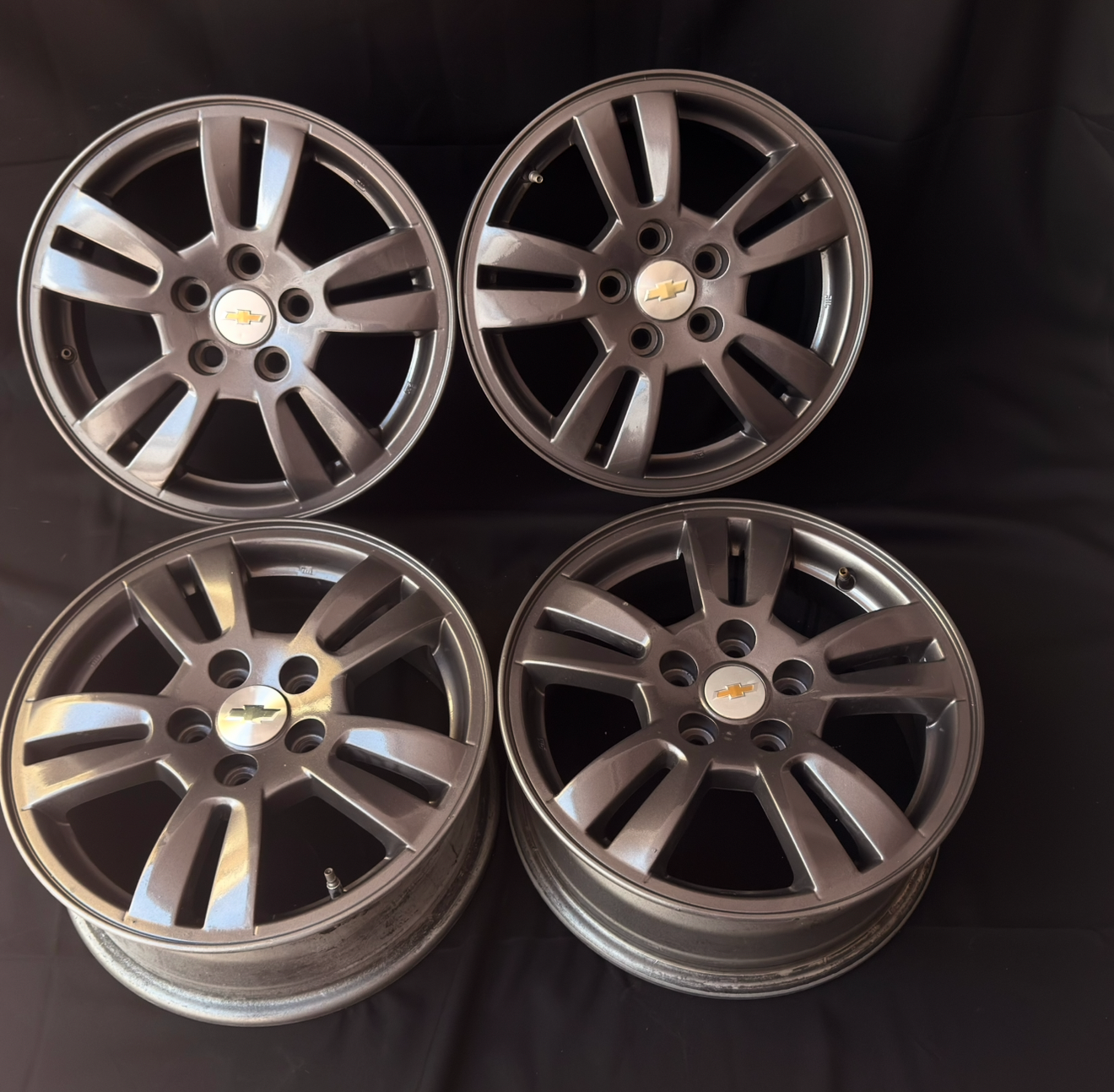 4 rines 15 pulgadas Chevrolet Trax Cavalier Onix Sonic originales 5x105
