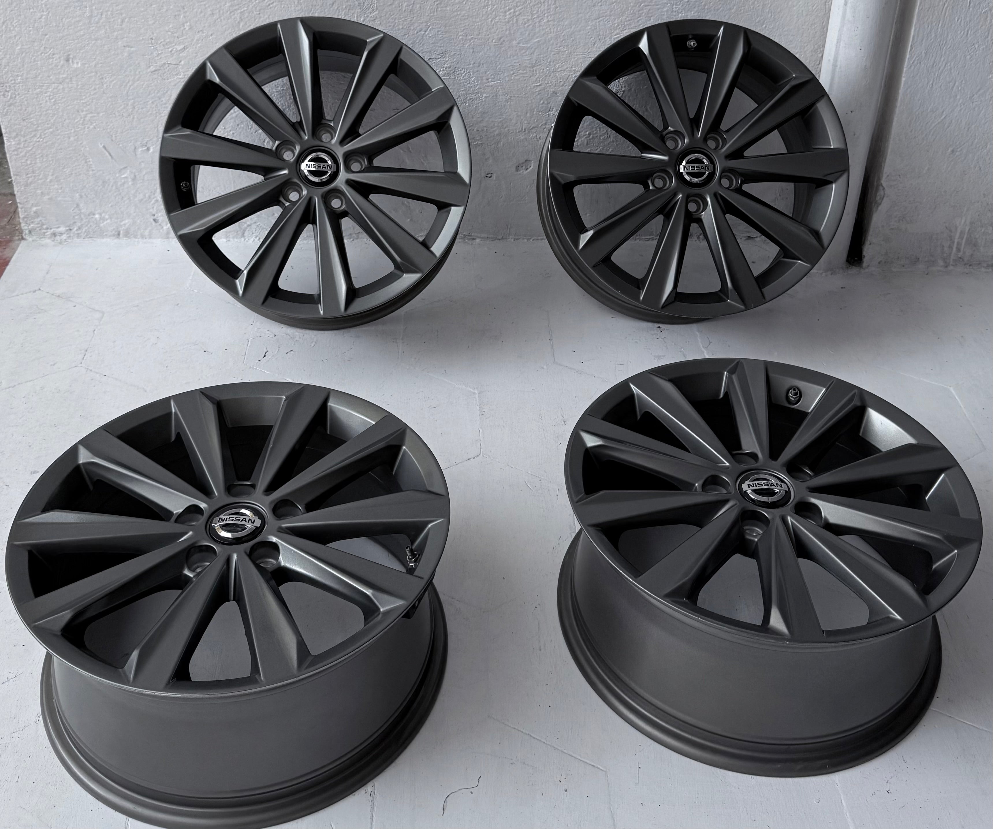 Nissan rines 17 originales nuevos 5-114
Rouge xtrel altima centra junke 12900