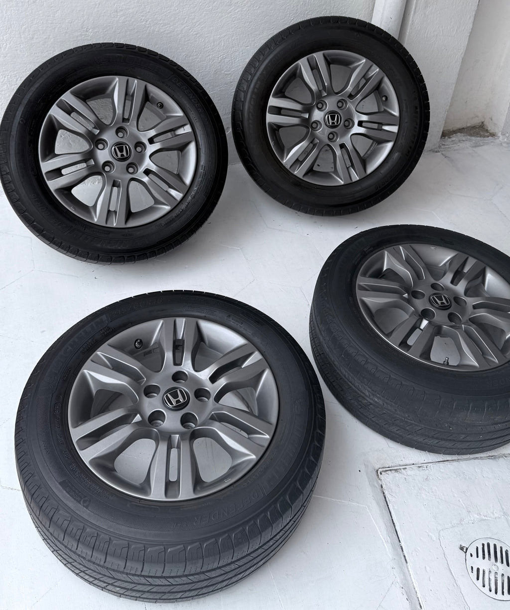 4 Rines con llantas 16” Honda CR-V, HR-V, Civic y Accord – 5×114