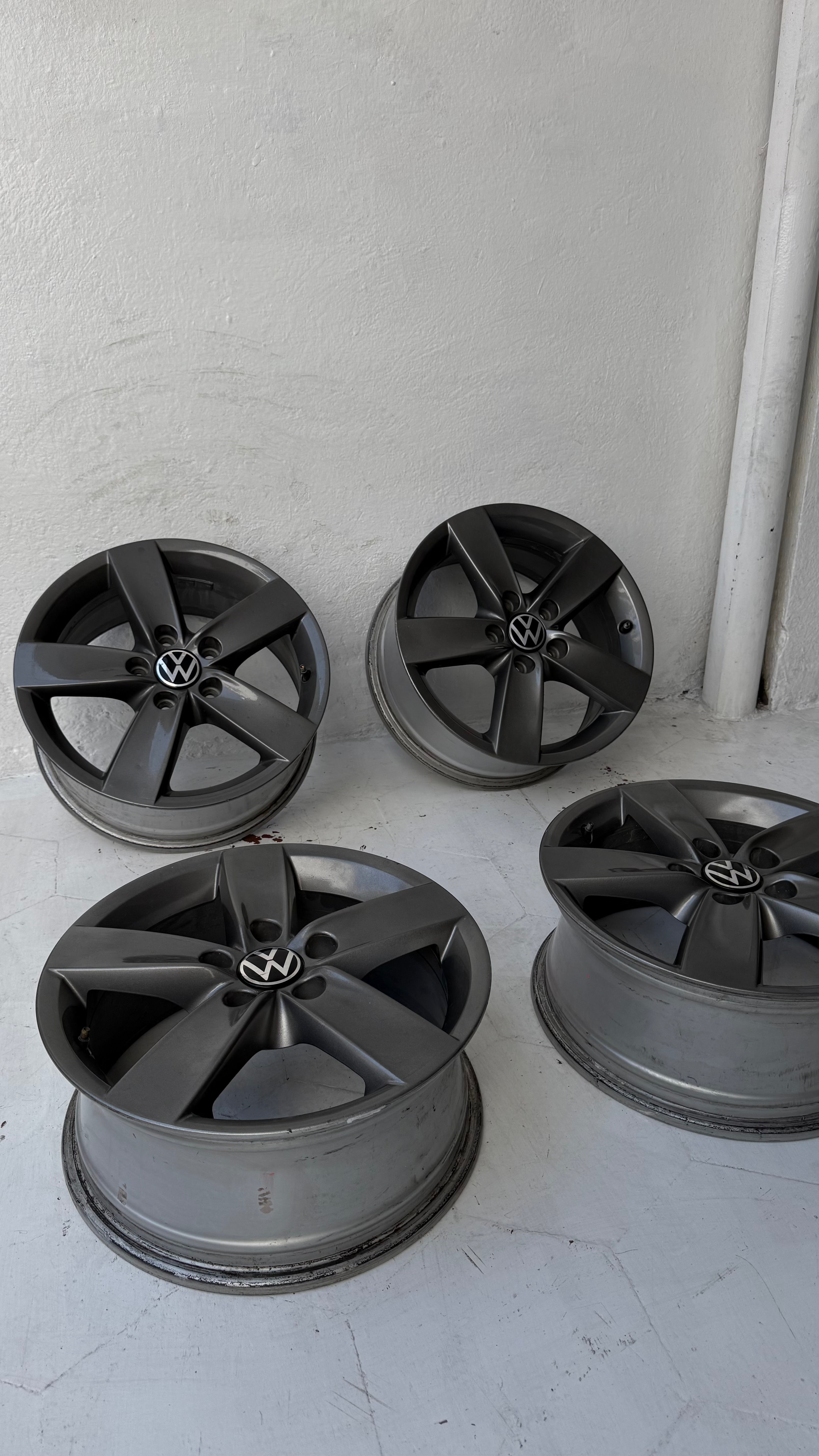 4 Rines 16” Volkswagen Golf, Jetta MK6 y MK7 – 5×112