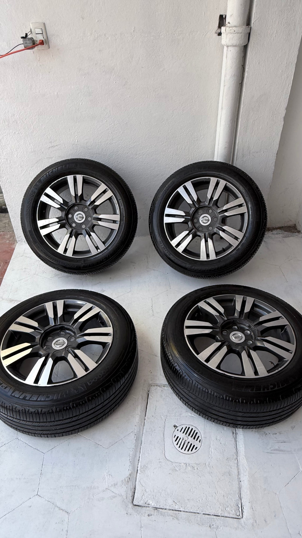 4 Rines con llantas 18” Nissan Frontier – 6×114