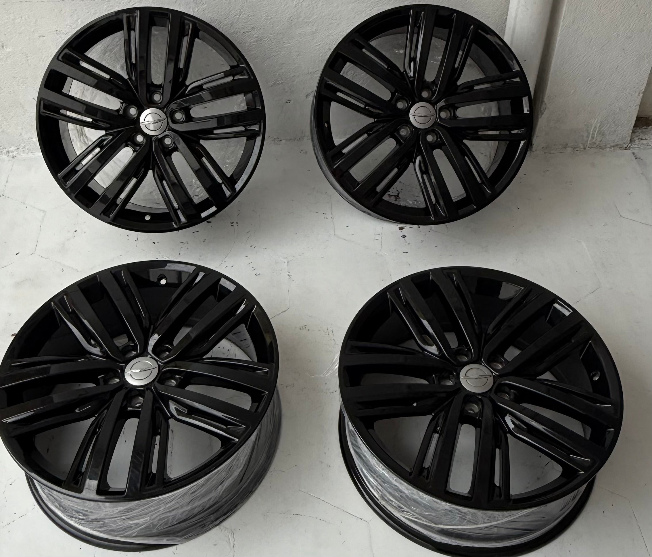 4 Rines Nuevos 19” Dodge Charger, Nitro, Liberty y Jeep Patriot, Compass – 5×114