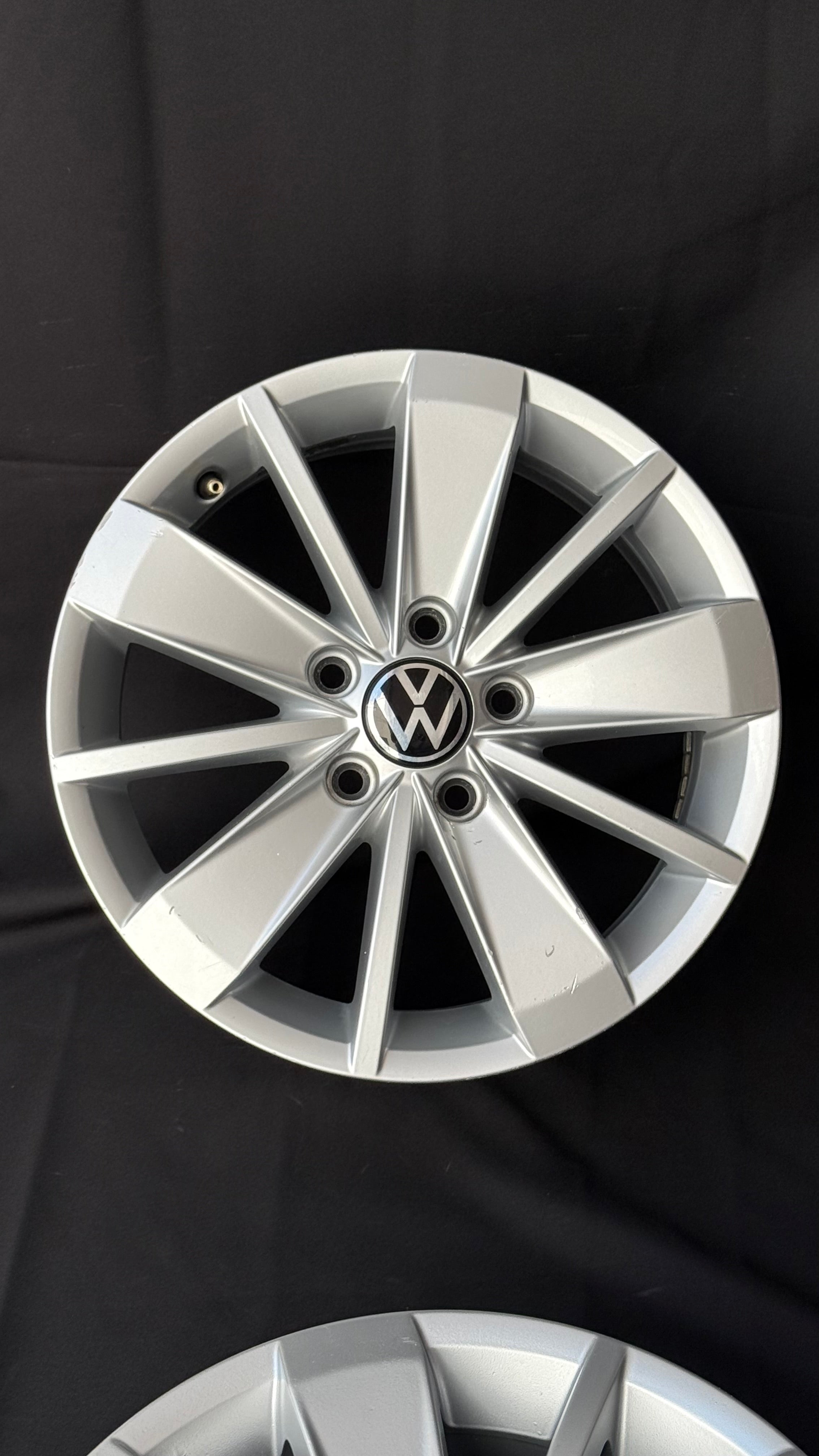 4 Rines 16” Volkswagen MK6 MK7 Originales Seminuevos 5x112