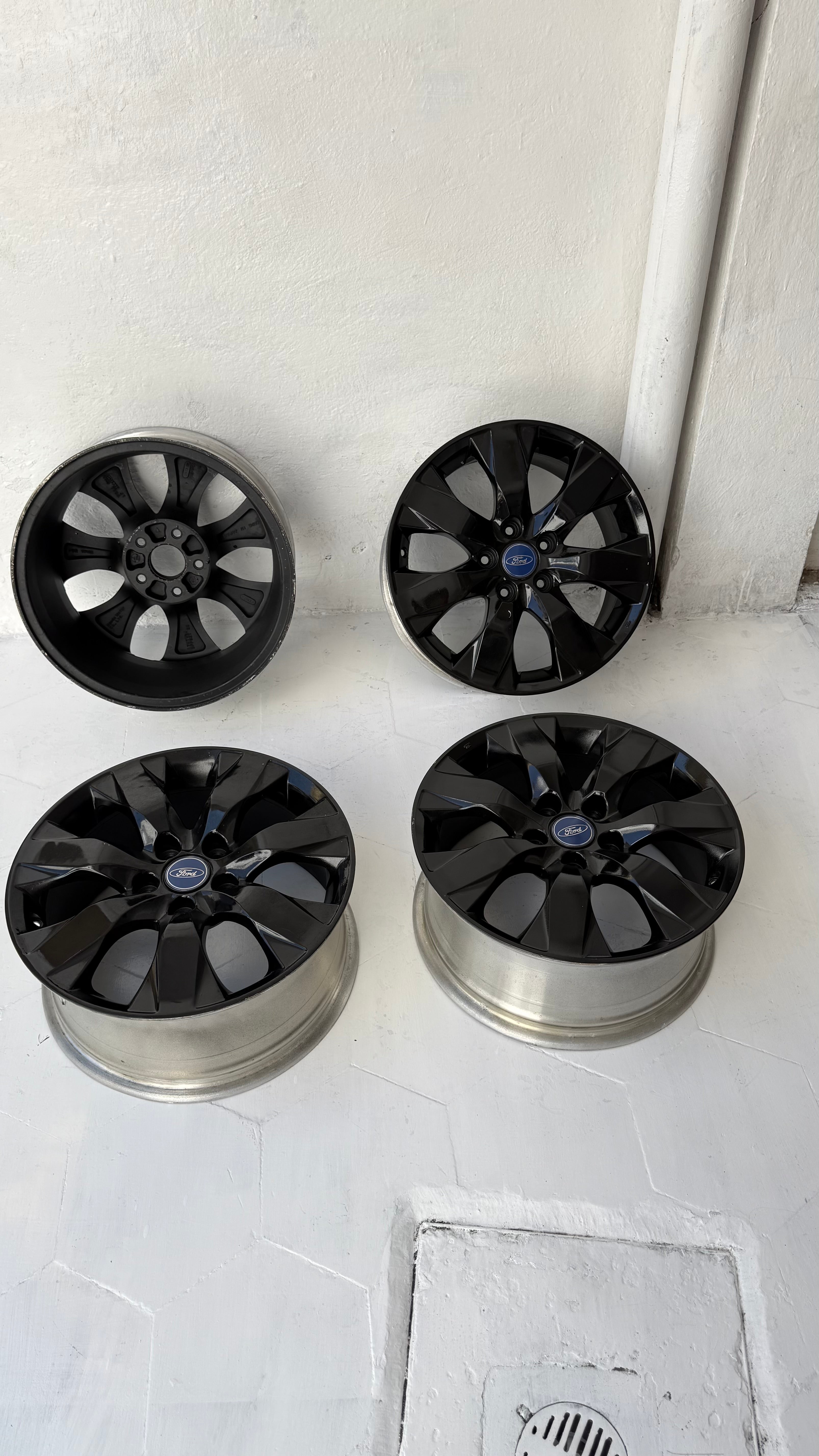 4 Rines 17” Ford Mustang, Ranger y Explorer Originales Seminuevos 5x114