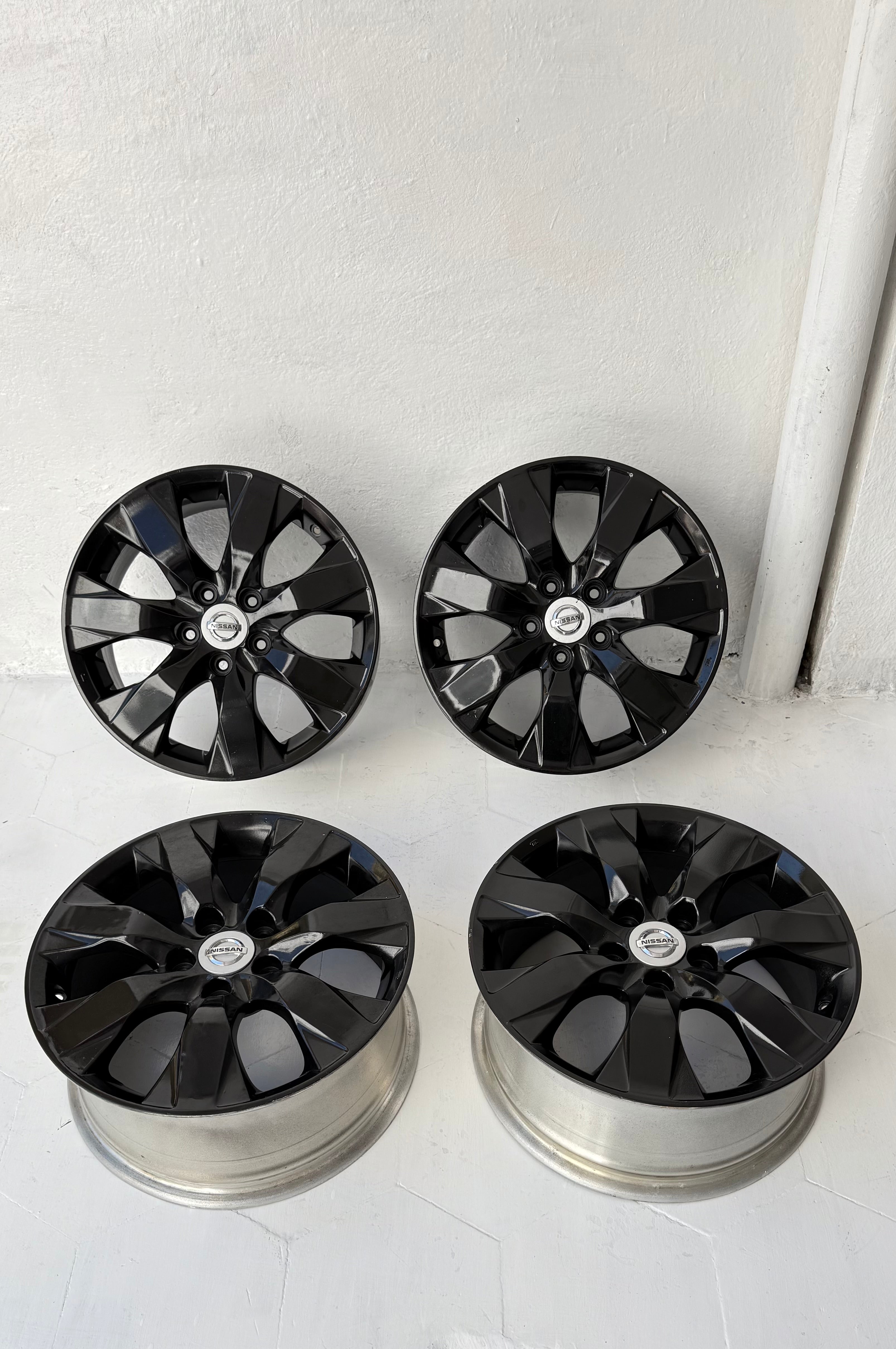4 Rines 17” Nissan Sentra Altima X-Trail Originales Seminuevos 5x114