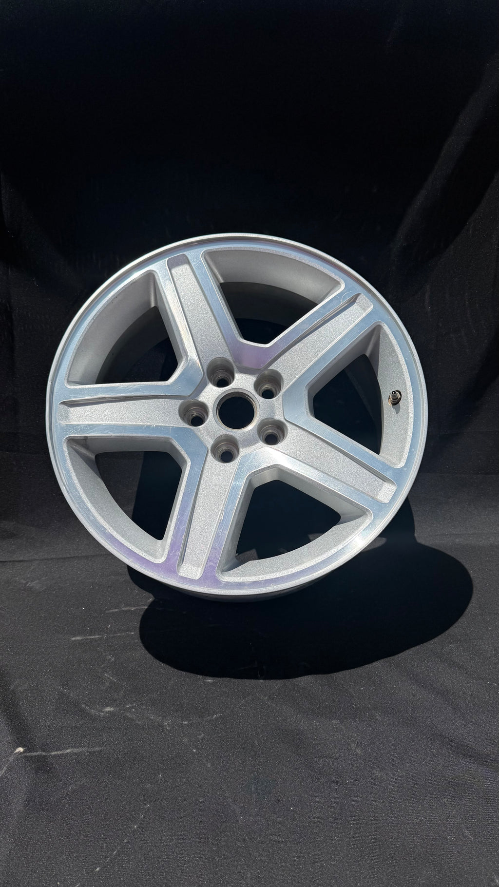 1 Rin 18” Dodge Charger Original 5-115