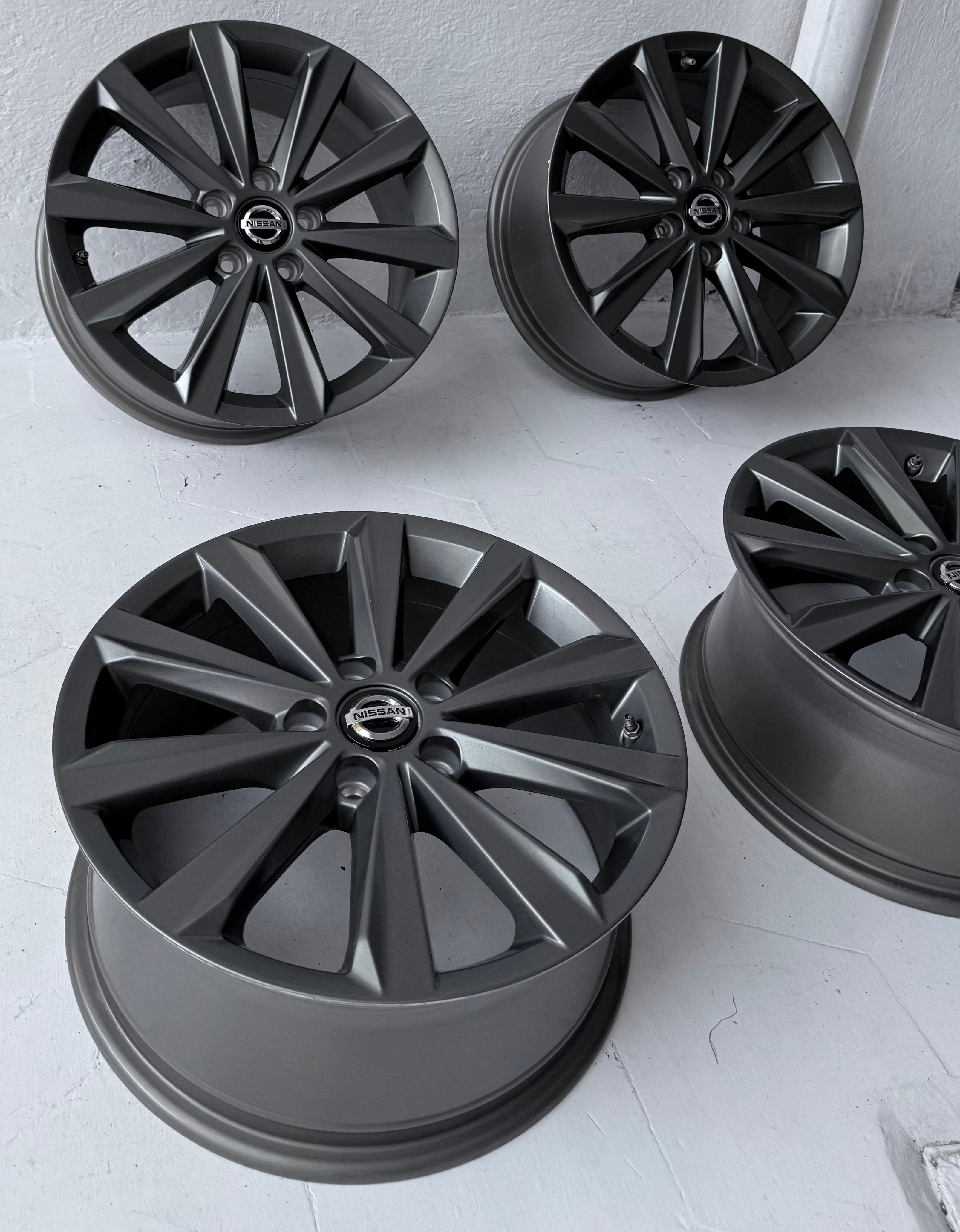 Nissan rines 17 originales nuevos 5-114
Rouge xtrel altima centra junke 12900