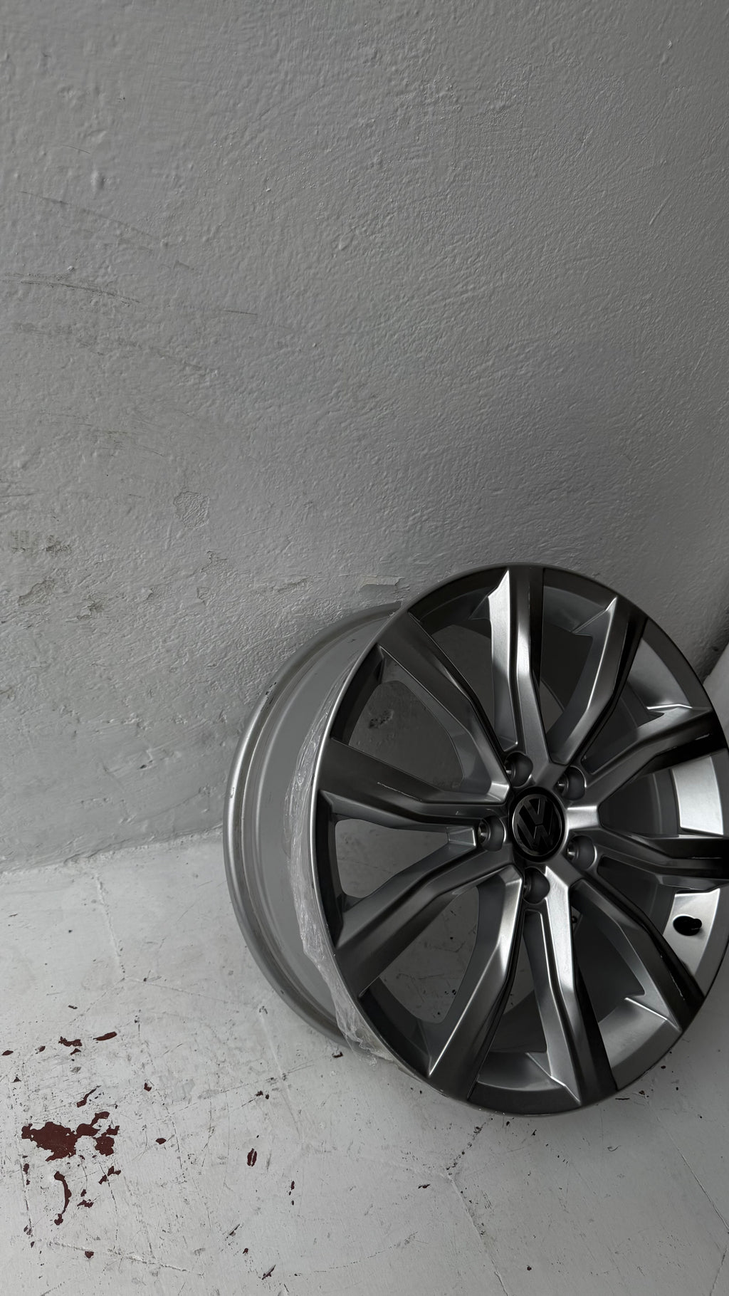 4 Rines 18” Volkswagen Tiguan R-Line – 5×112