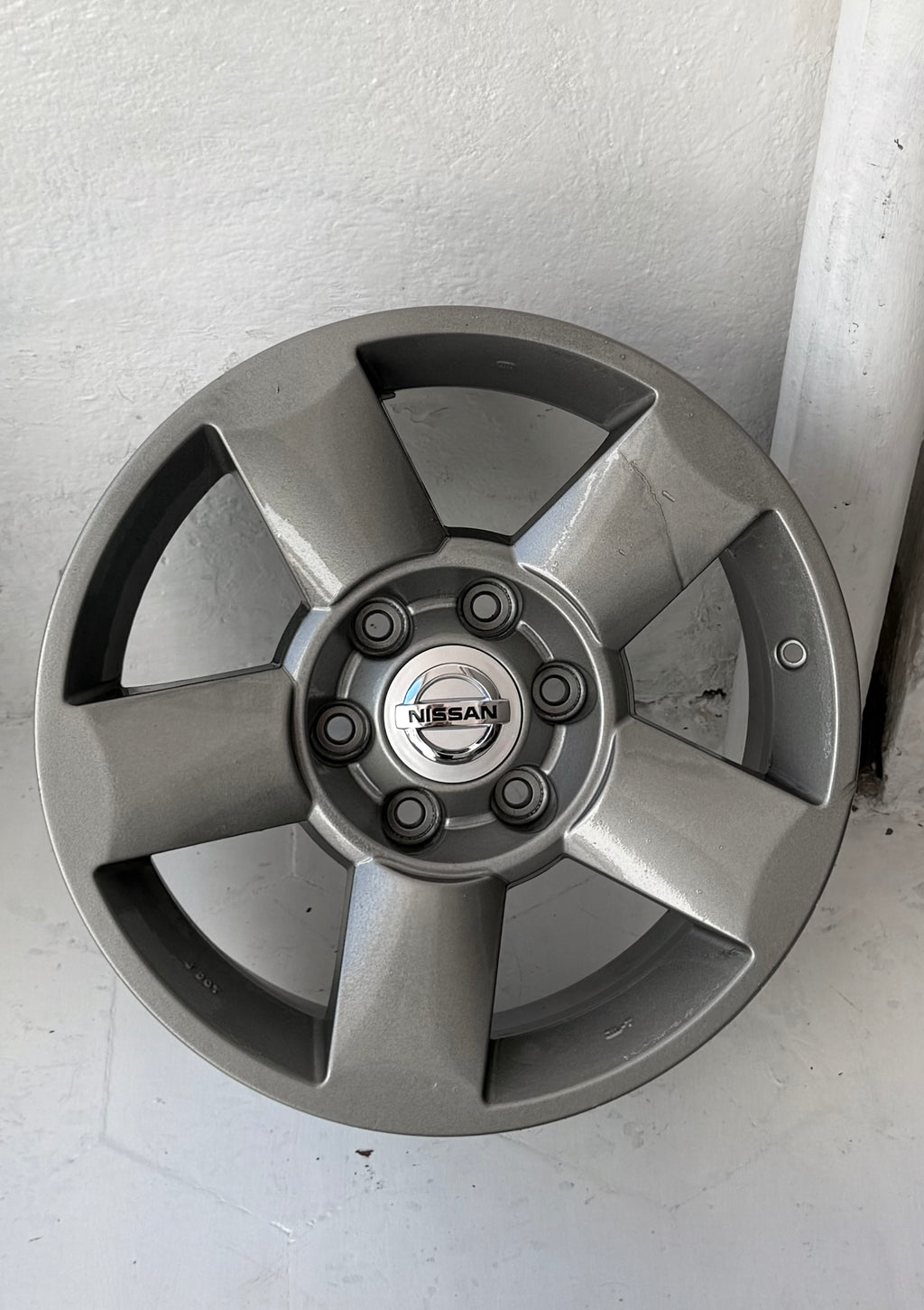 4 Rines 18” Nissan D21 Estacas Seminuevos Originales 6x139
