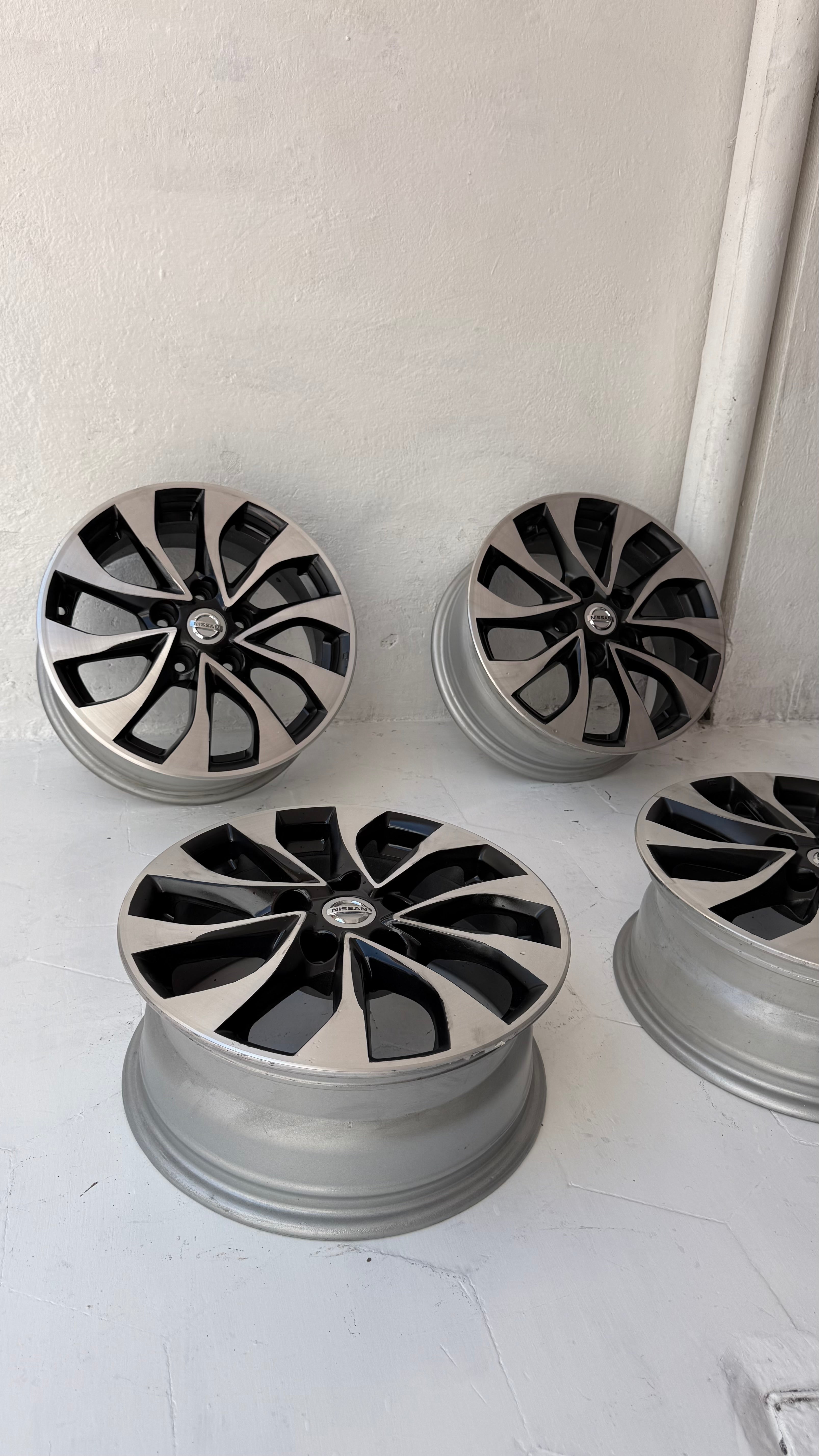 4 Rines 16” Nissan Sentra, Altima y X-Trail Originales Seminuevos 5x114