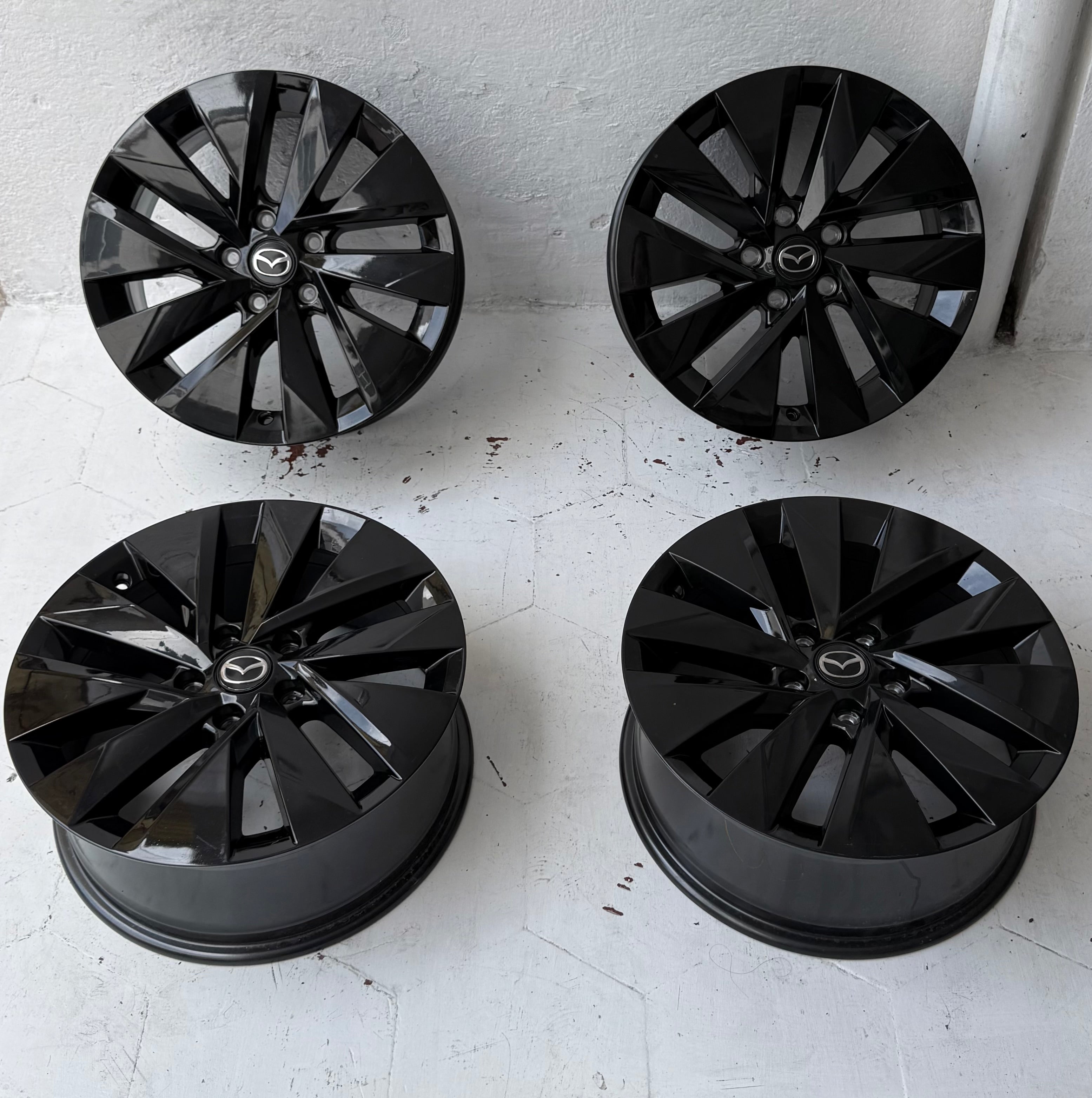 4 Rines 17” Mazda – 5×114