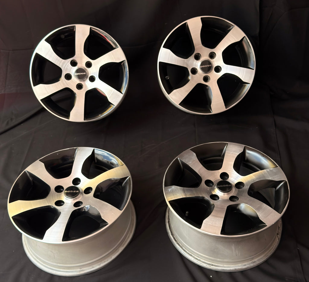 4 Rines 16” Jeep Liberty, Compass, Patriot y Nitro – 5×114