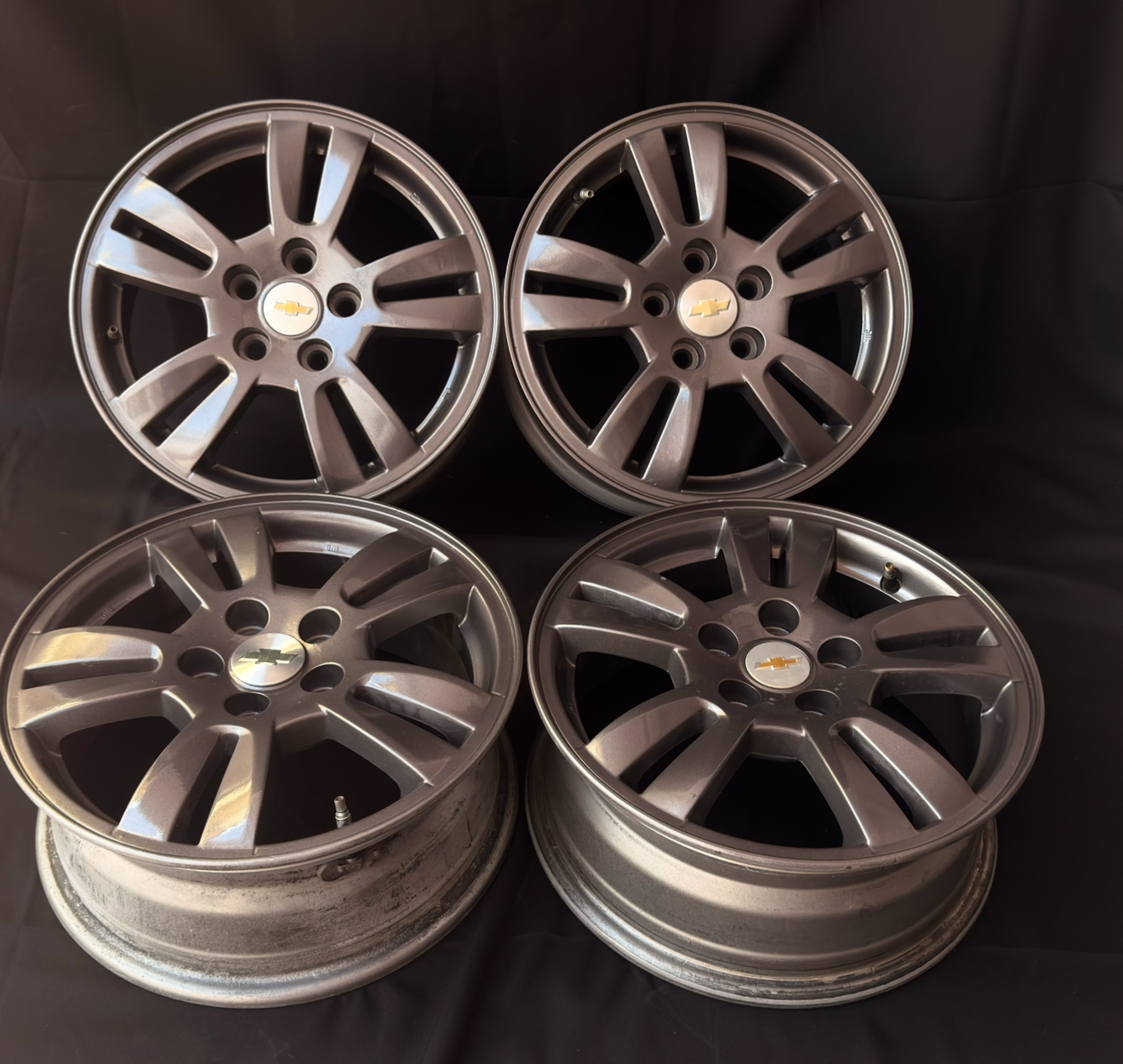 4 rines 15 pulgadas Chevrolet Trax Cavalier Onix Sonic originales 5x105
