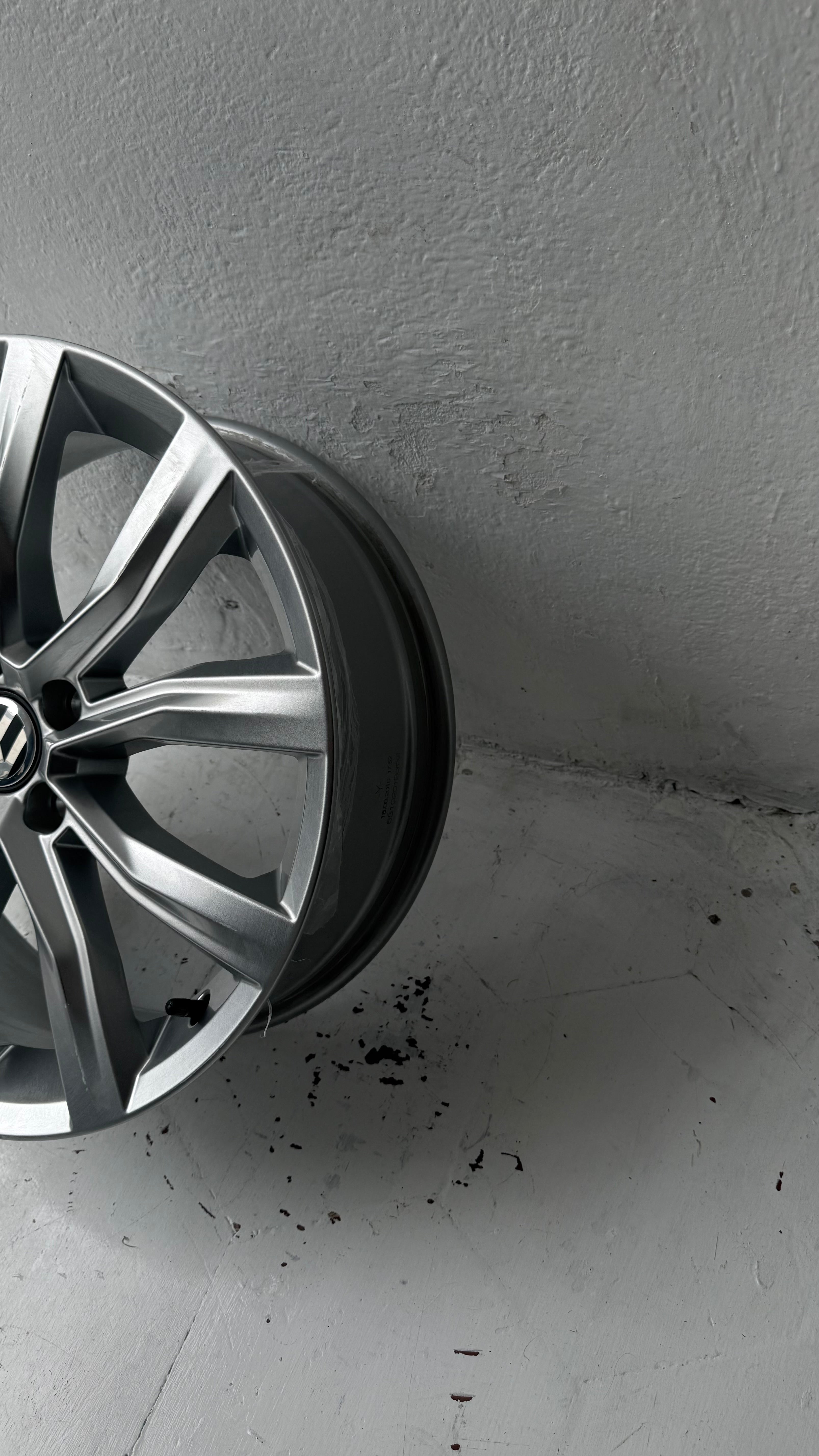 4 Rines 18” Volkswagen Tiguan R-Line – 5×112