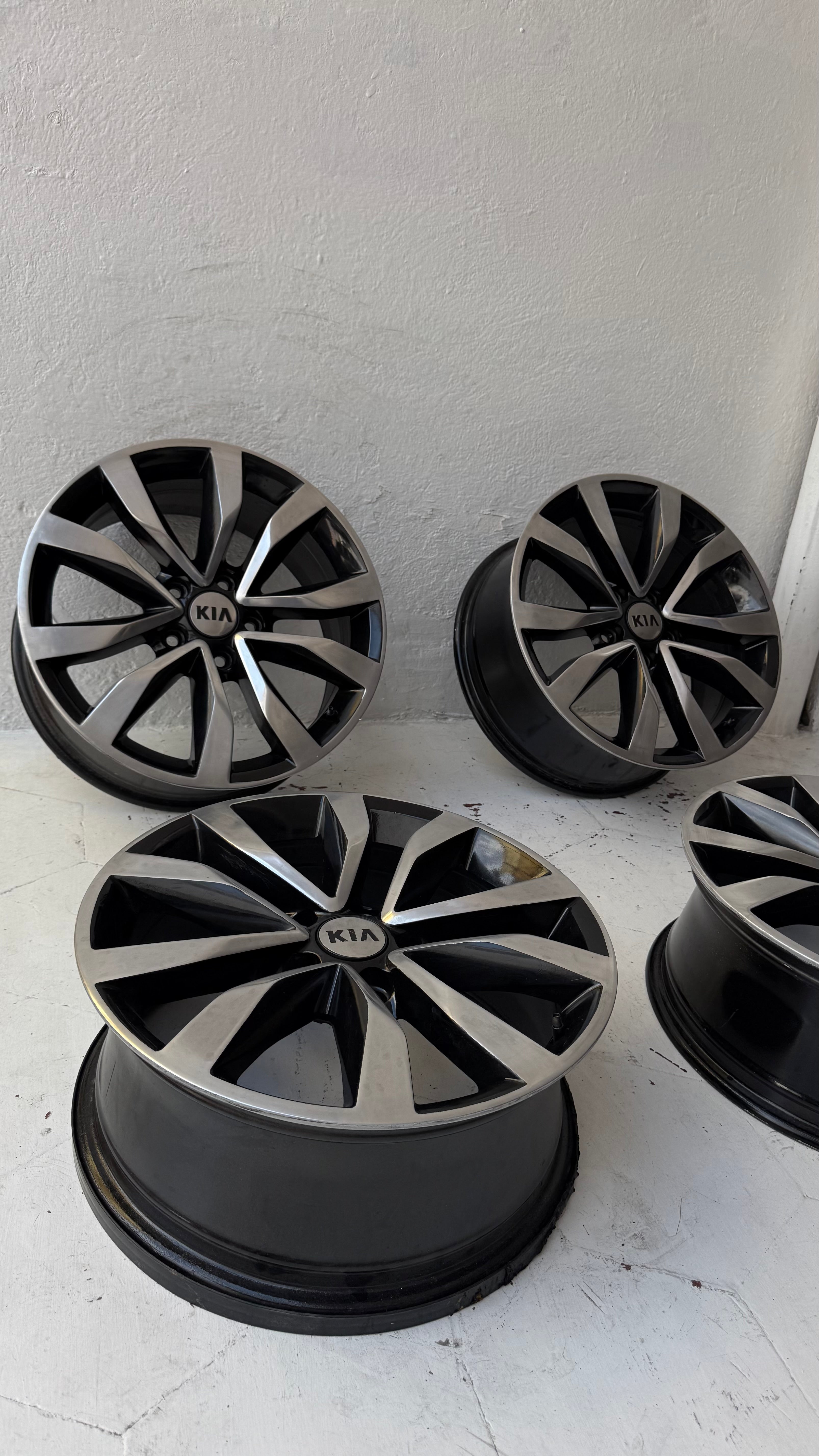 4 Rines 17” Kia – 5×114