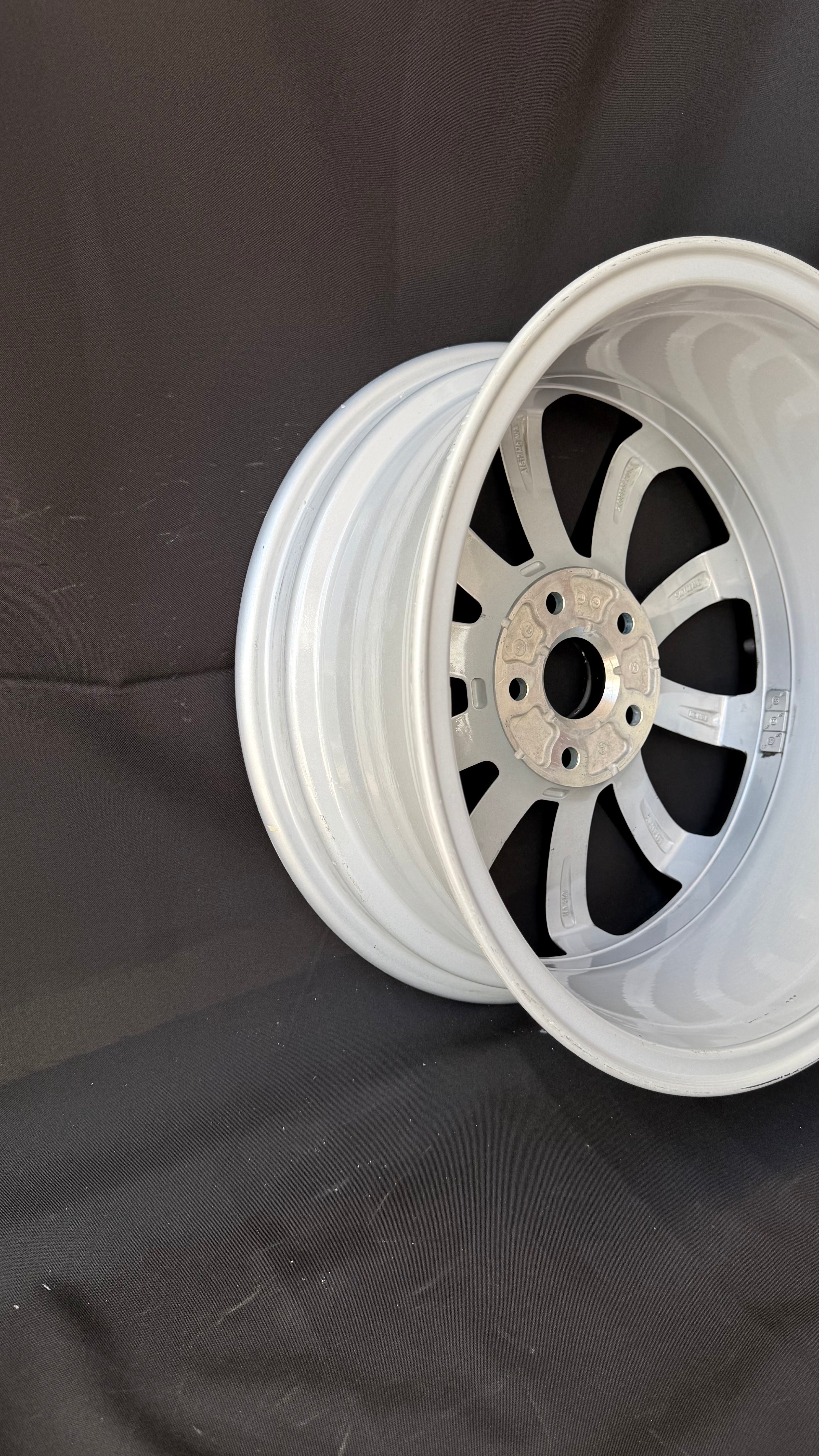 1 Rin 17” Volkswagen Golf TSI MK6 MK7 Original Nuevo 5x112