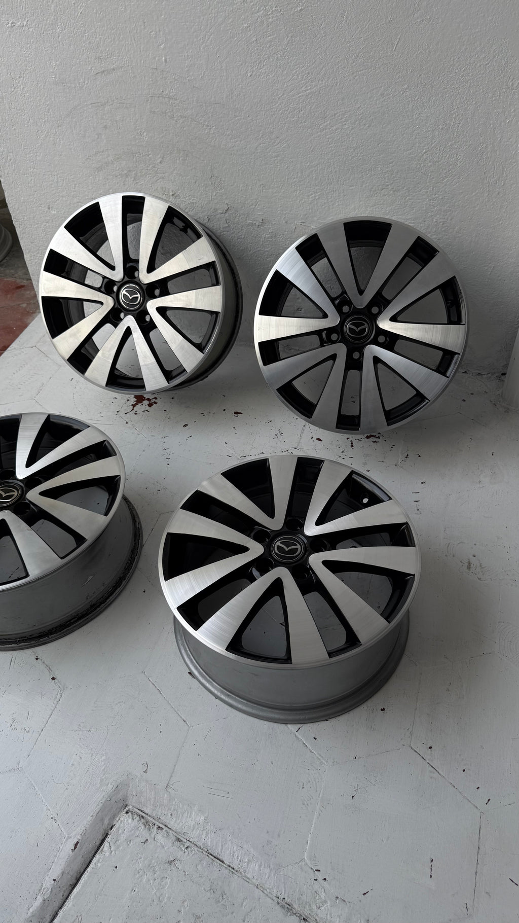 4 Rines 17” Mazda – 5×114