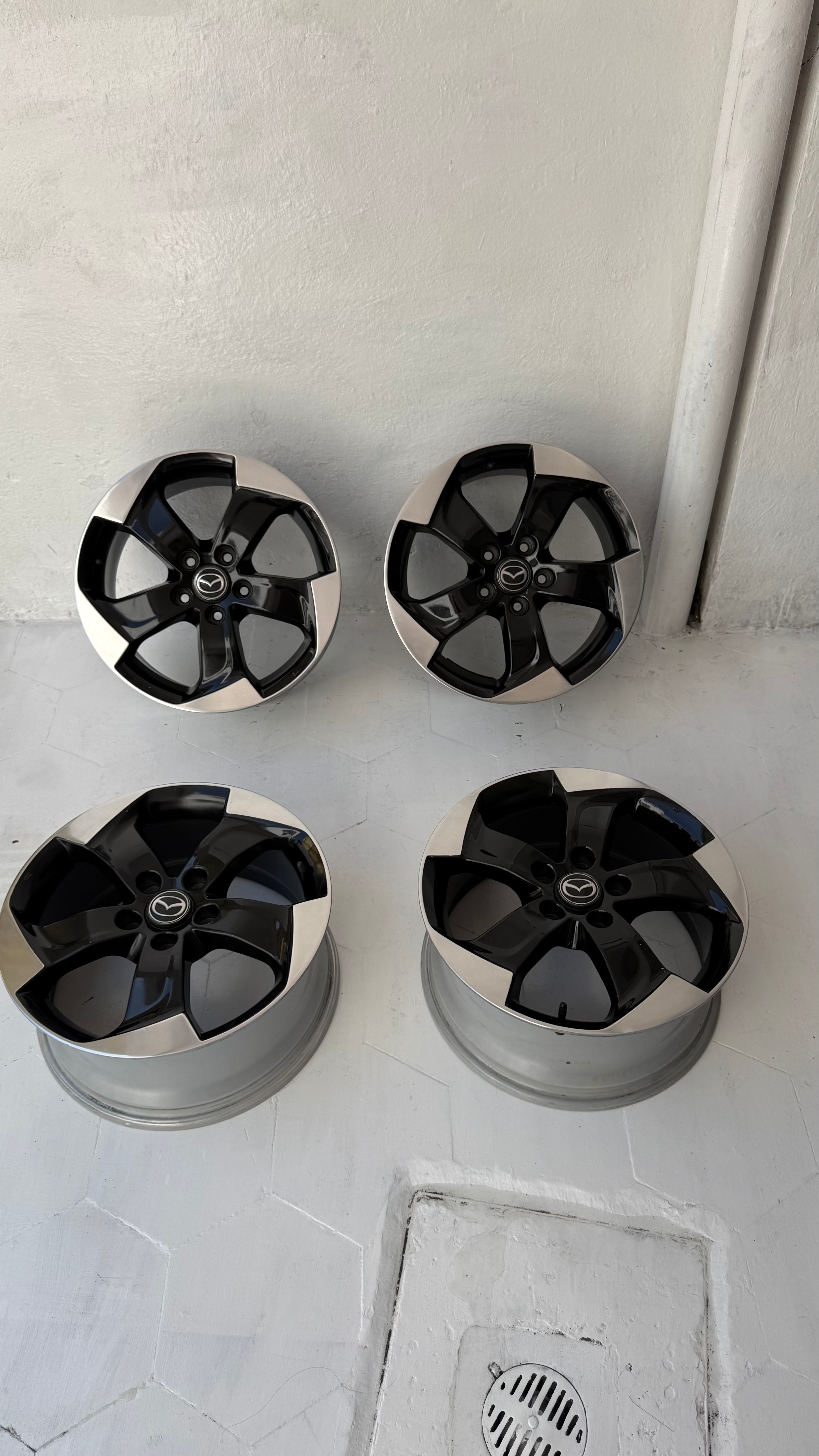 4 Rines 17” Mazda 3, Mazda 6, CX-3, CX-5 y CX-7 Originales Seminuevos 5x114