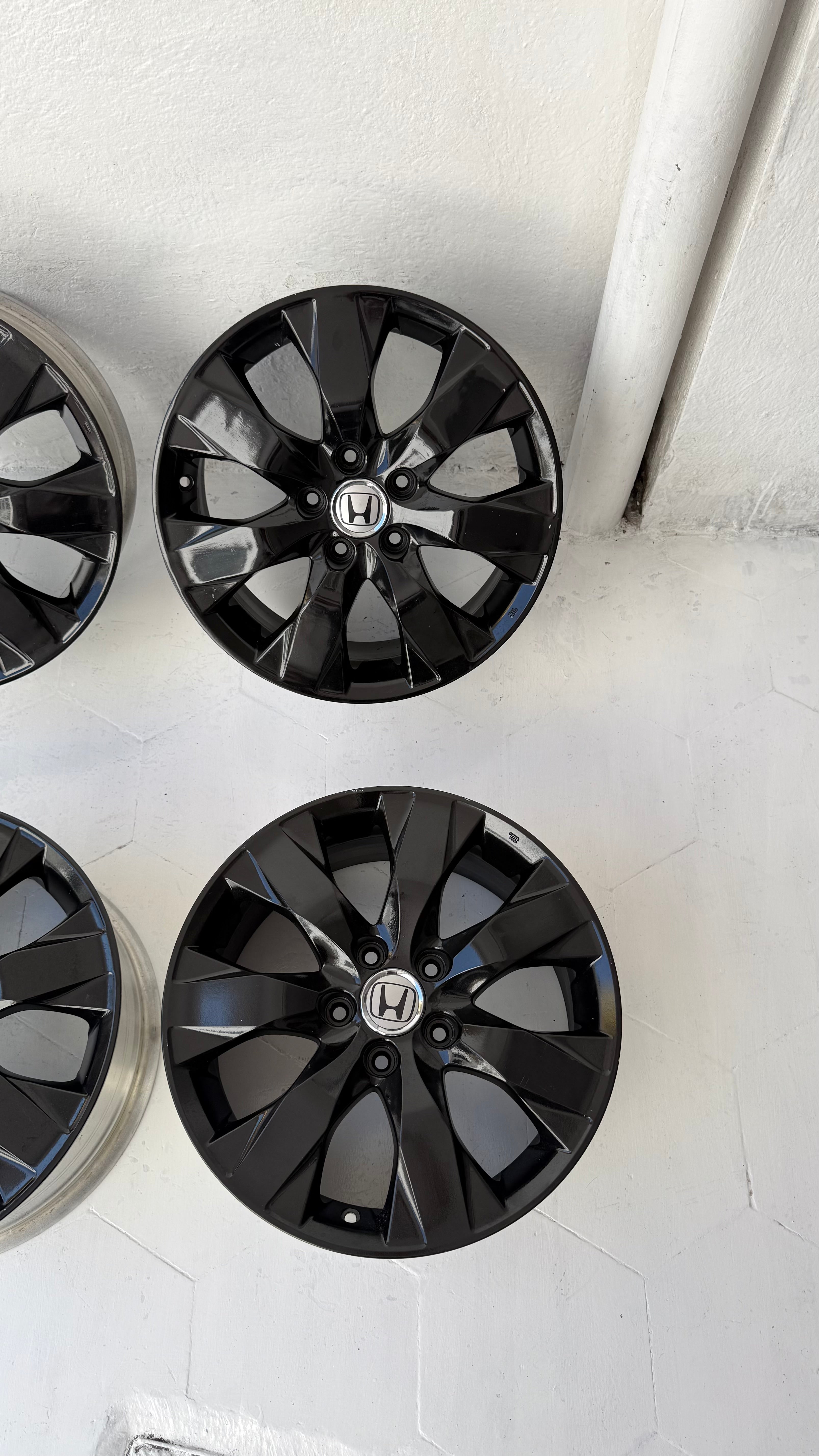 4 Rines 17” Honda CR-V, HR-V, Accord, Civic y Element Originales Seminuevos 5x114