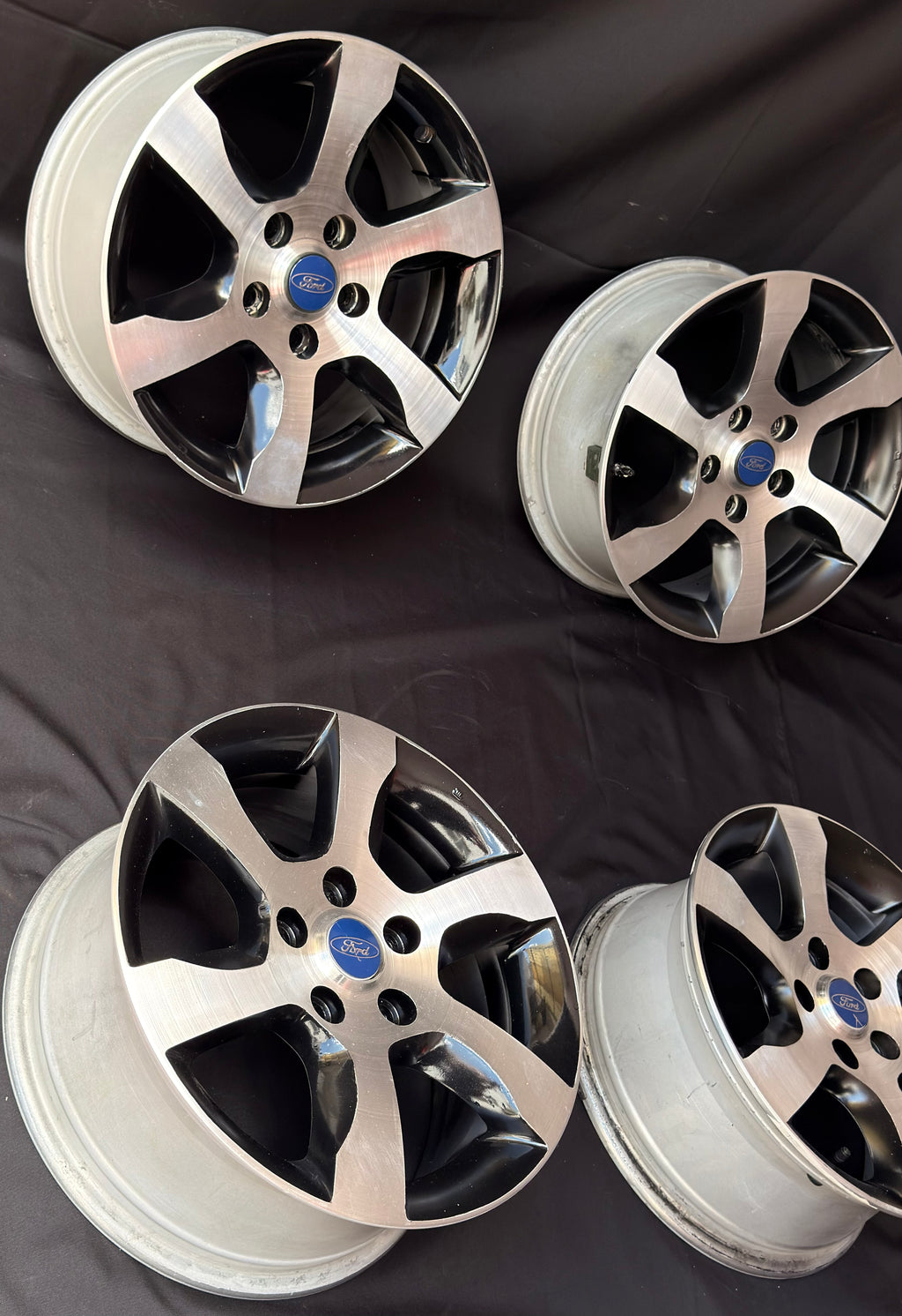4 Rines 16” Ford Mustang, Ranger y Explorer – 5×114