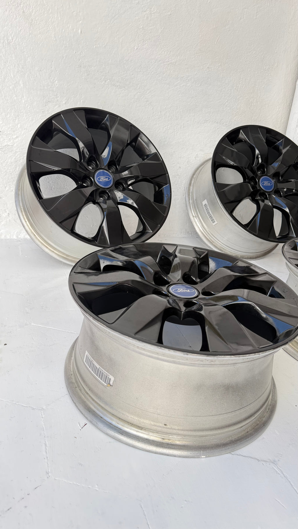 4 Rines 17” Ford Mustang, Ranger y Explorer Originales Seminuevos 5x114