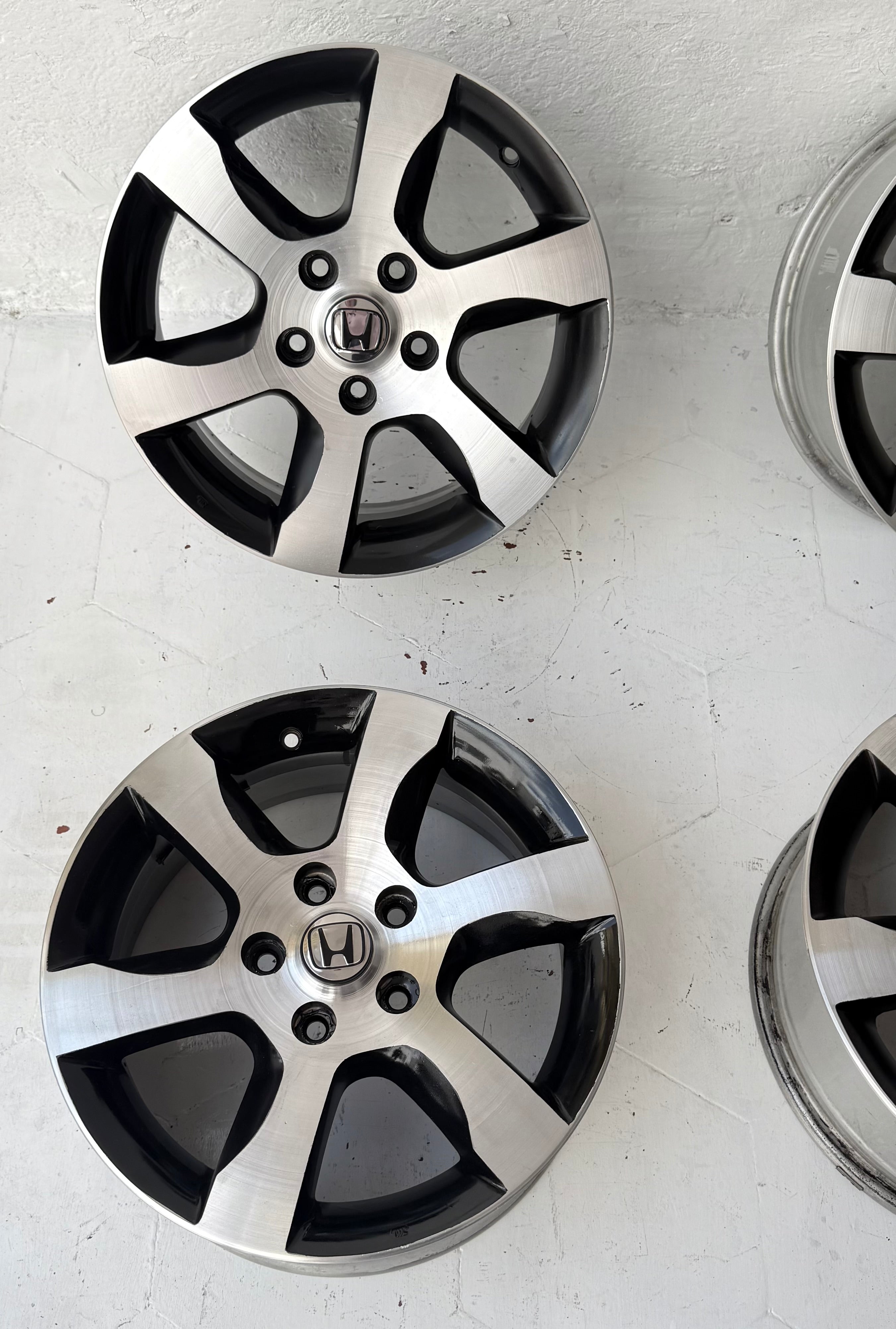 4 Rines 16” Honda Civic, Accord, CR-V, HR-V y Element – 5×114