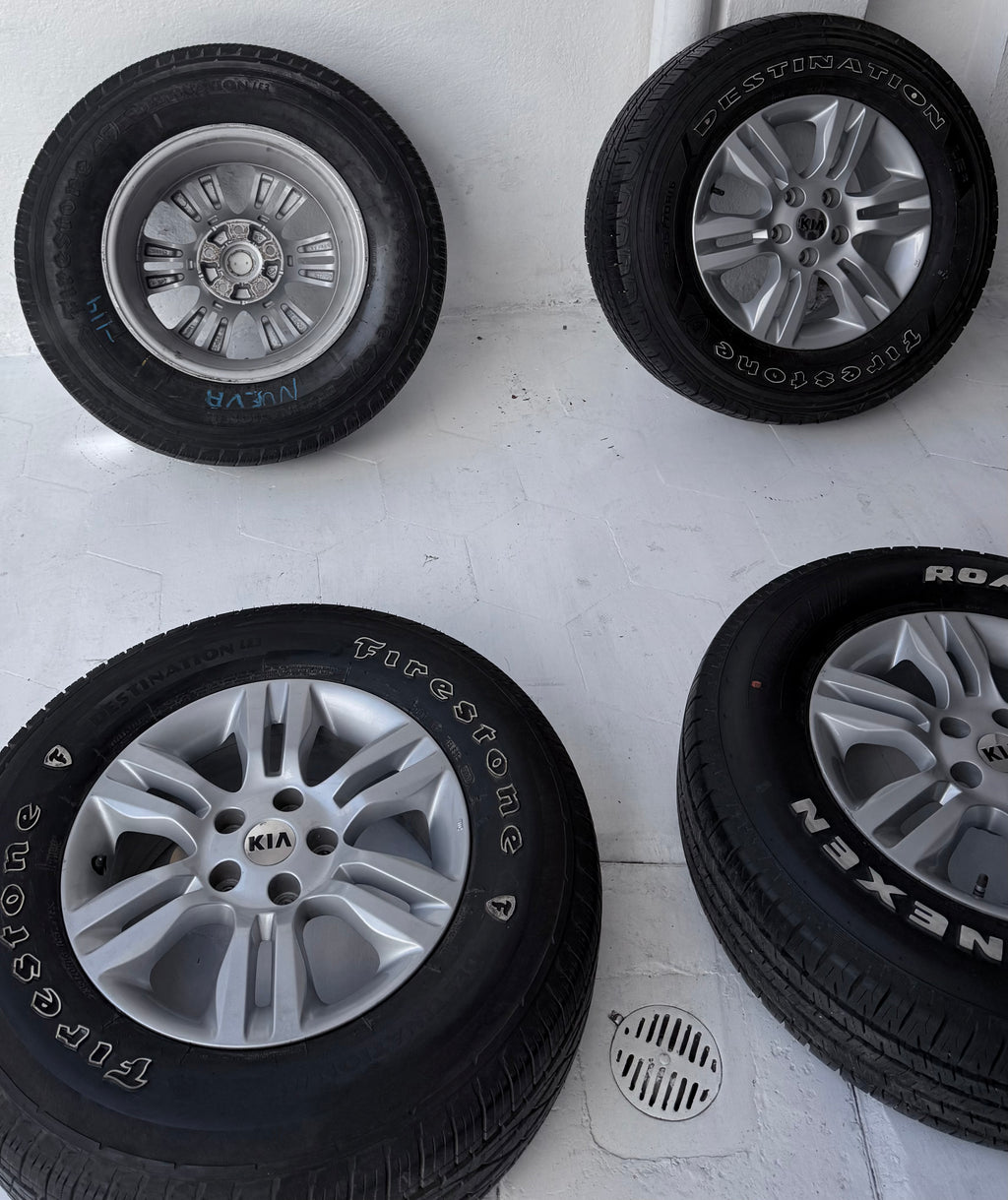4 Rines con llantas 16” Kia Seltos y Sportage, Hyundai Tucson y Creta – 5×114