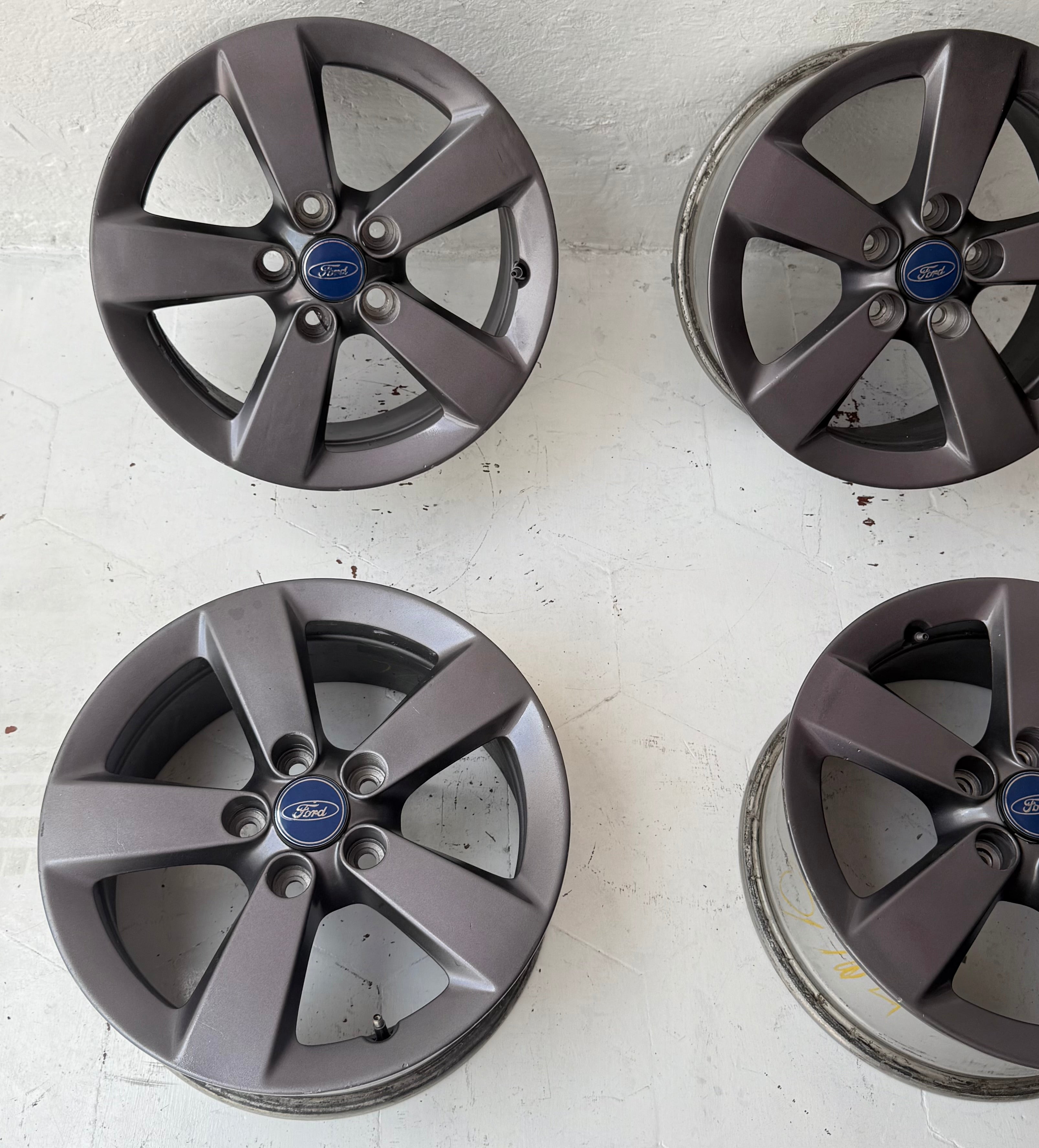 4 Rines 16” Ford Mustang, Explorer, Edge y Ranger – 5×114