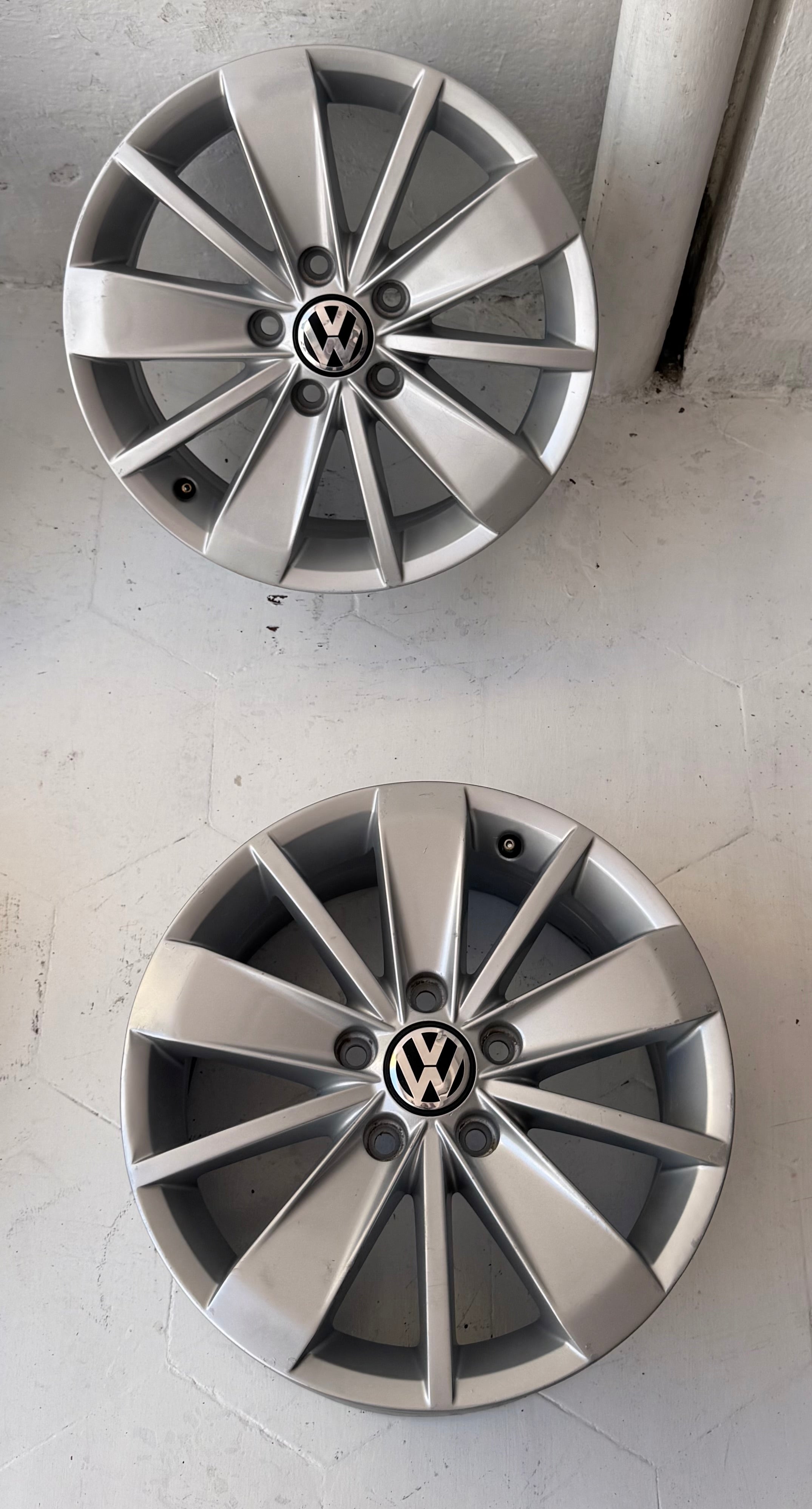 4 Rines 16” Volkswagen Jetta MK6 MK7 Originales 5x112