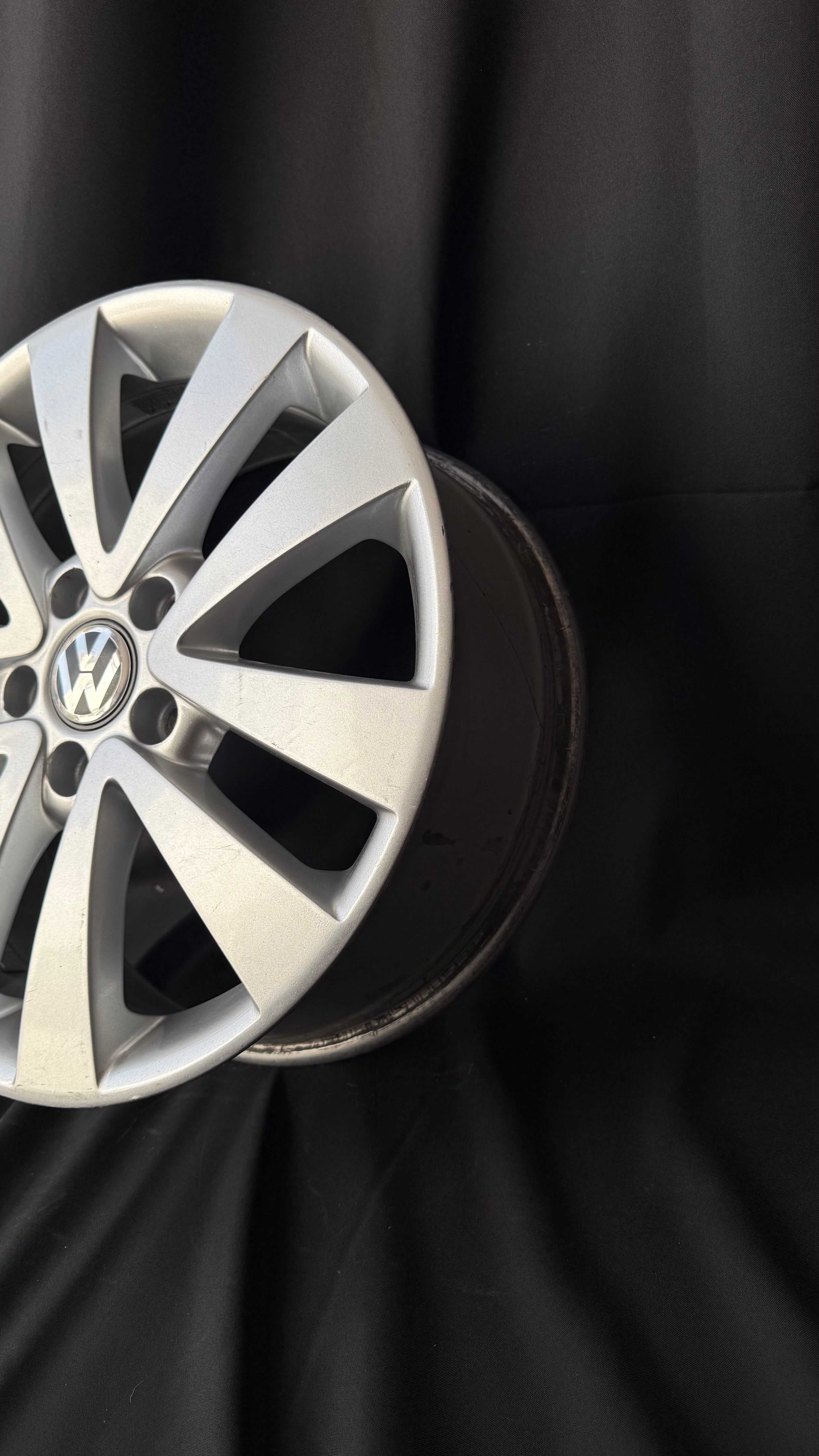 1 Rin 17” Volkswagen Jetta MK6 / Golf Original