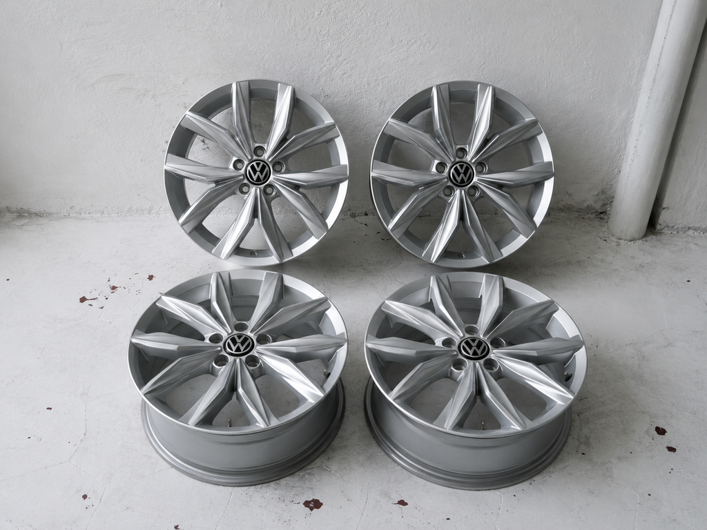 4 Rines 18” Volkswagen Tiguan R-Line – 5×112