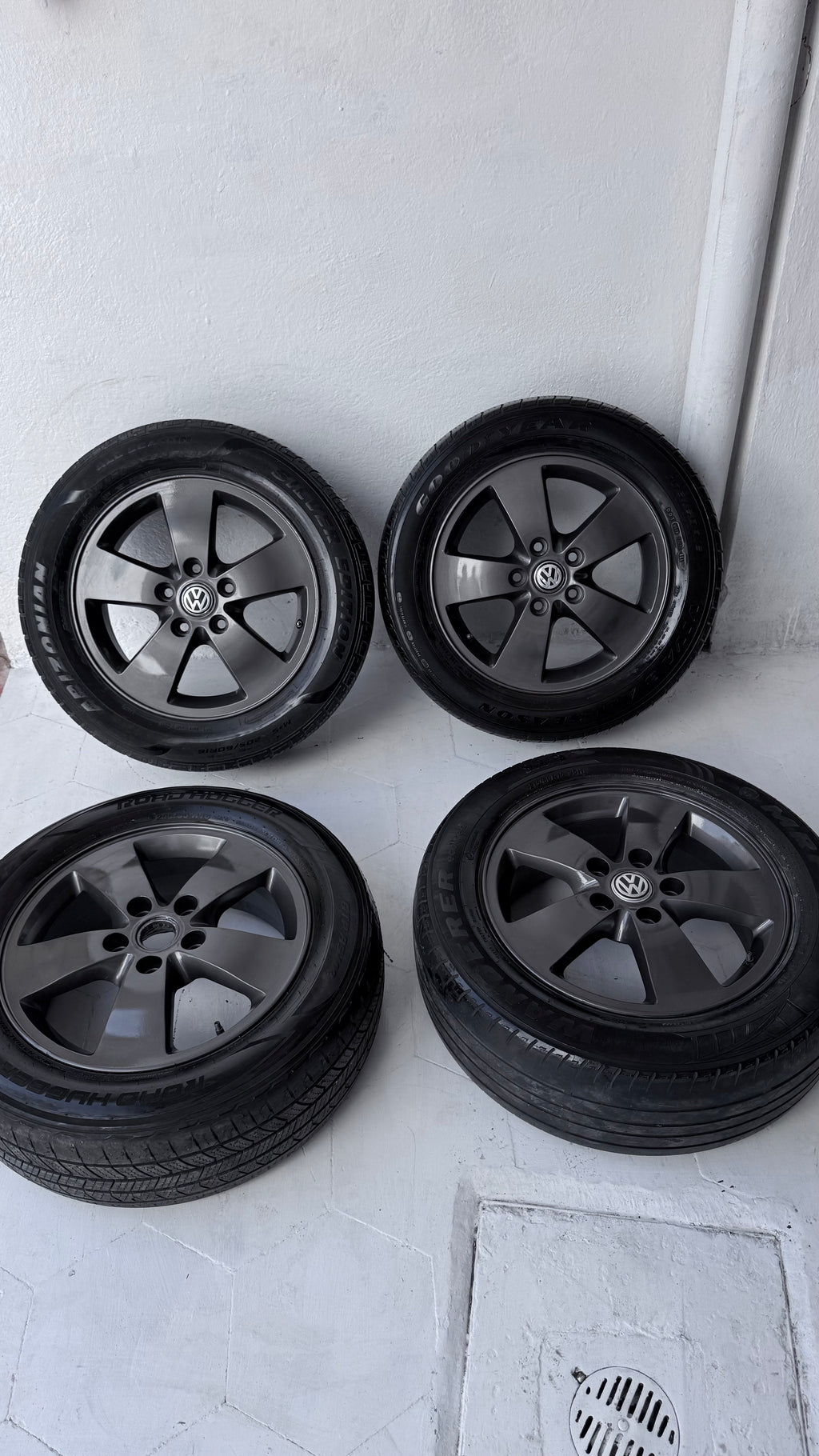 4 Rines con llantas 16” Volkswagen Jetta MK6, Bora y Passat – 5×112