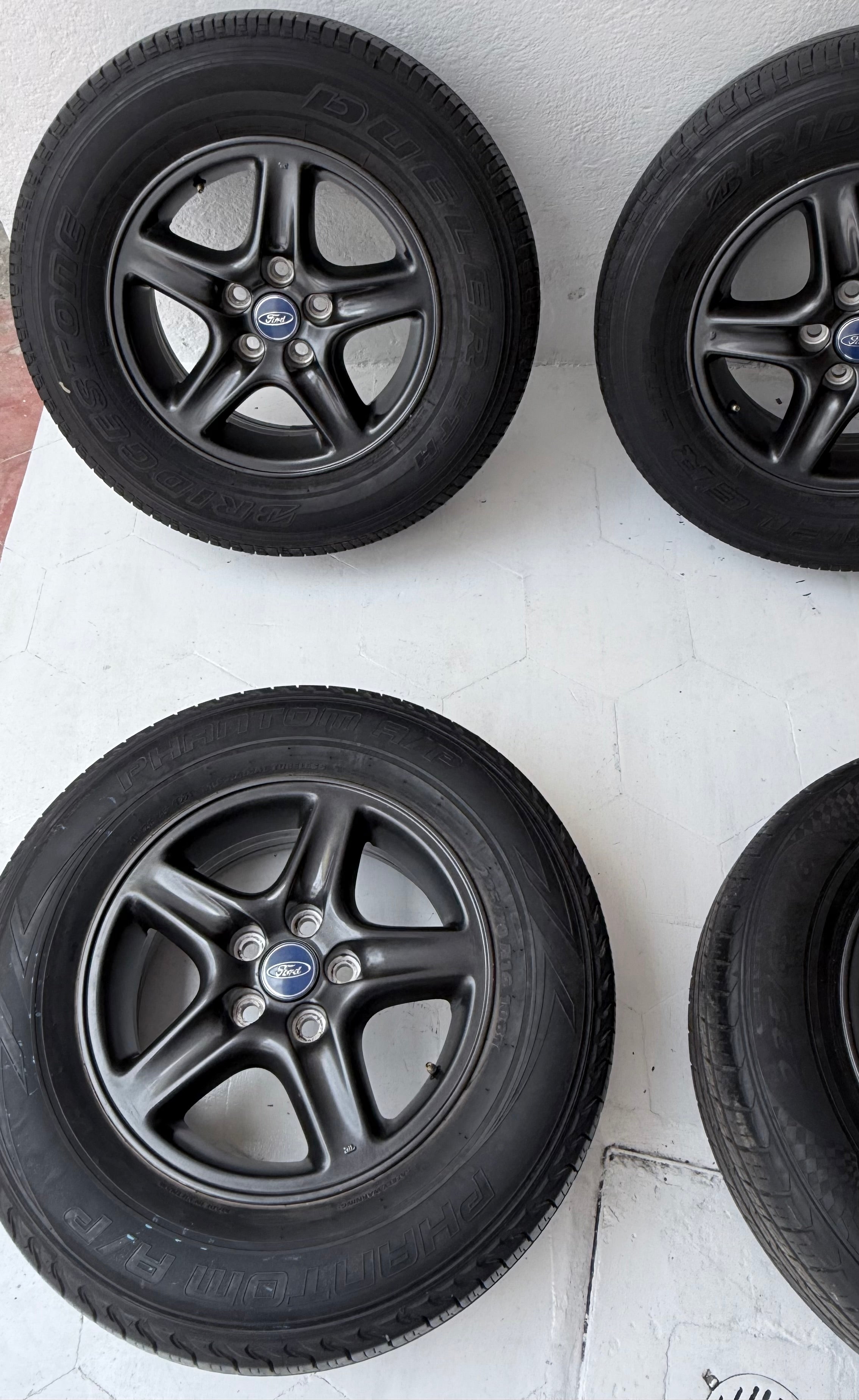 4 Rines con llantas 16” Ford Explorer, Ranger y Mustang – 5×114