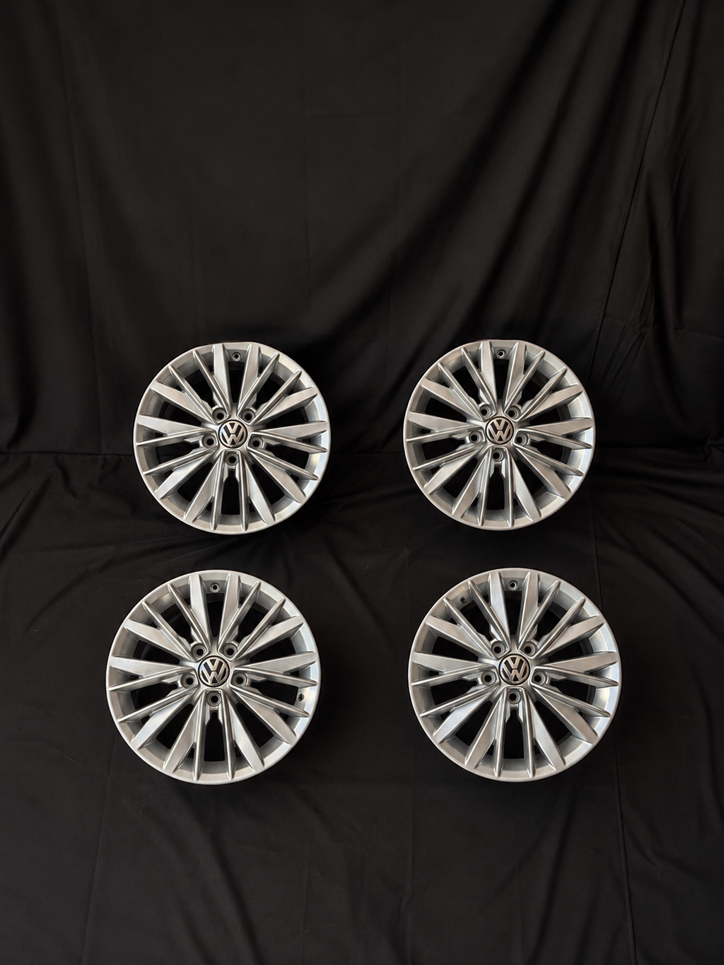 4 Rines 16” Volkswagen Jetta MK6, Jetta MK7, Tiguan, Taos, Golf, Passat y New Beetle
