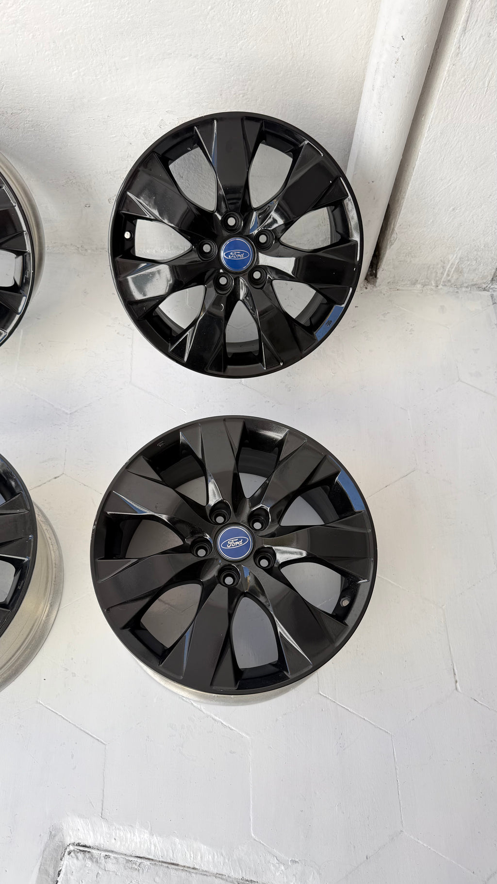 4 Rines 17” Ford Mustang, Ranger y Explorer Originales Seminuevos 5x114