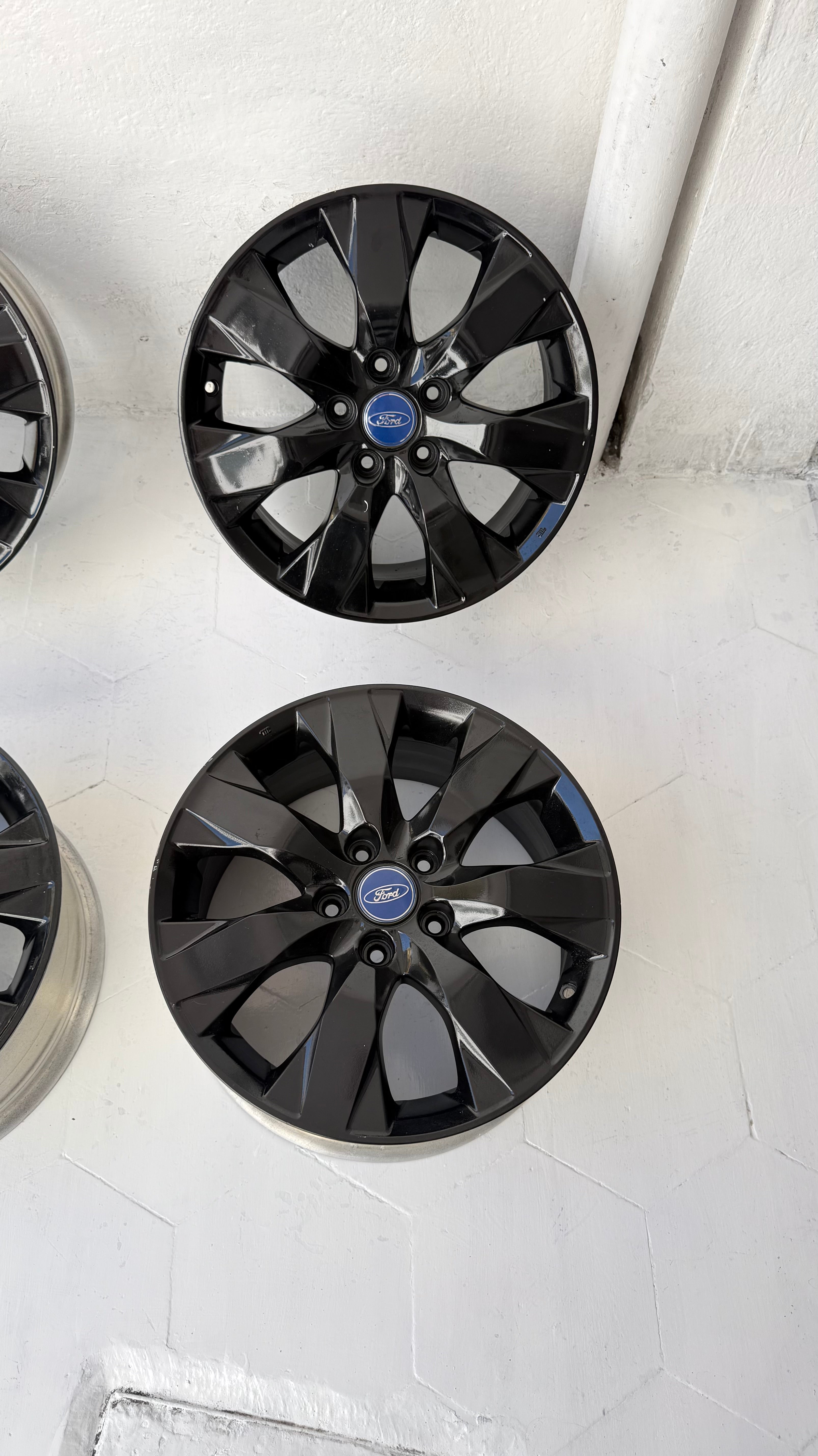 4 Rines 17” Ford Mustang, Ranger y Explorer Originales Seminuevos 5x114