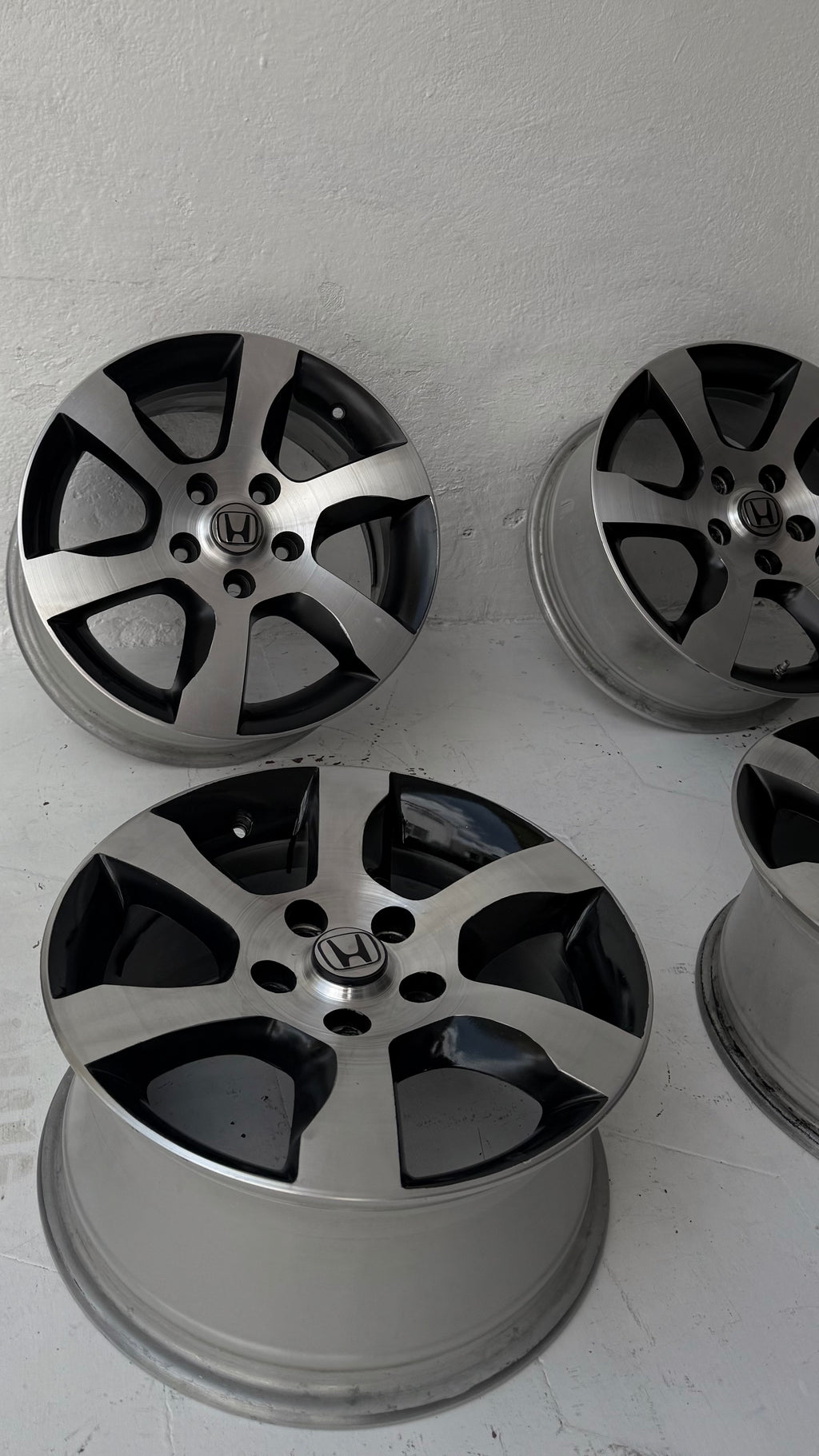 4 Rines 16” Honda Civic, Accord, CR-V, HR-V y Element – 5×114