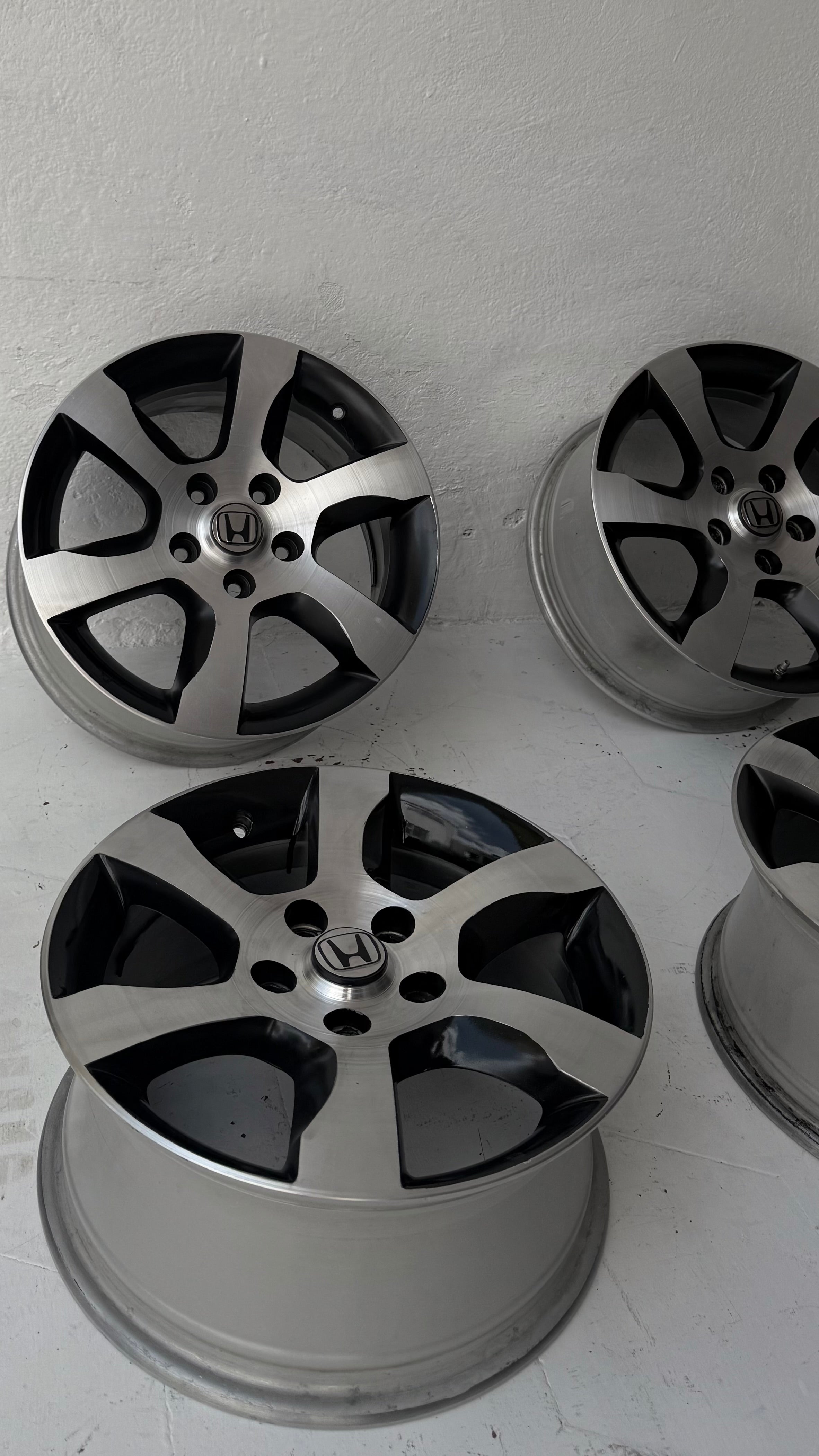 4 Rines 16” Honda Civic, Accord, CR-V, HR-V y Element – 5×114