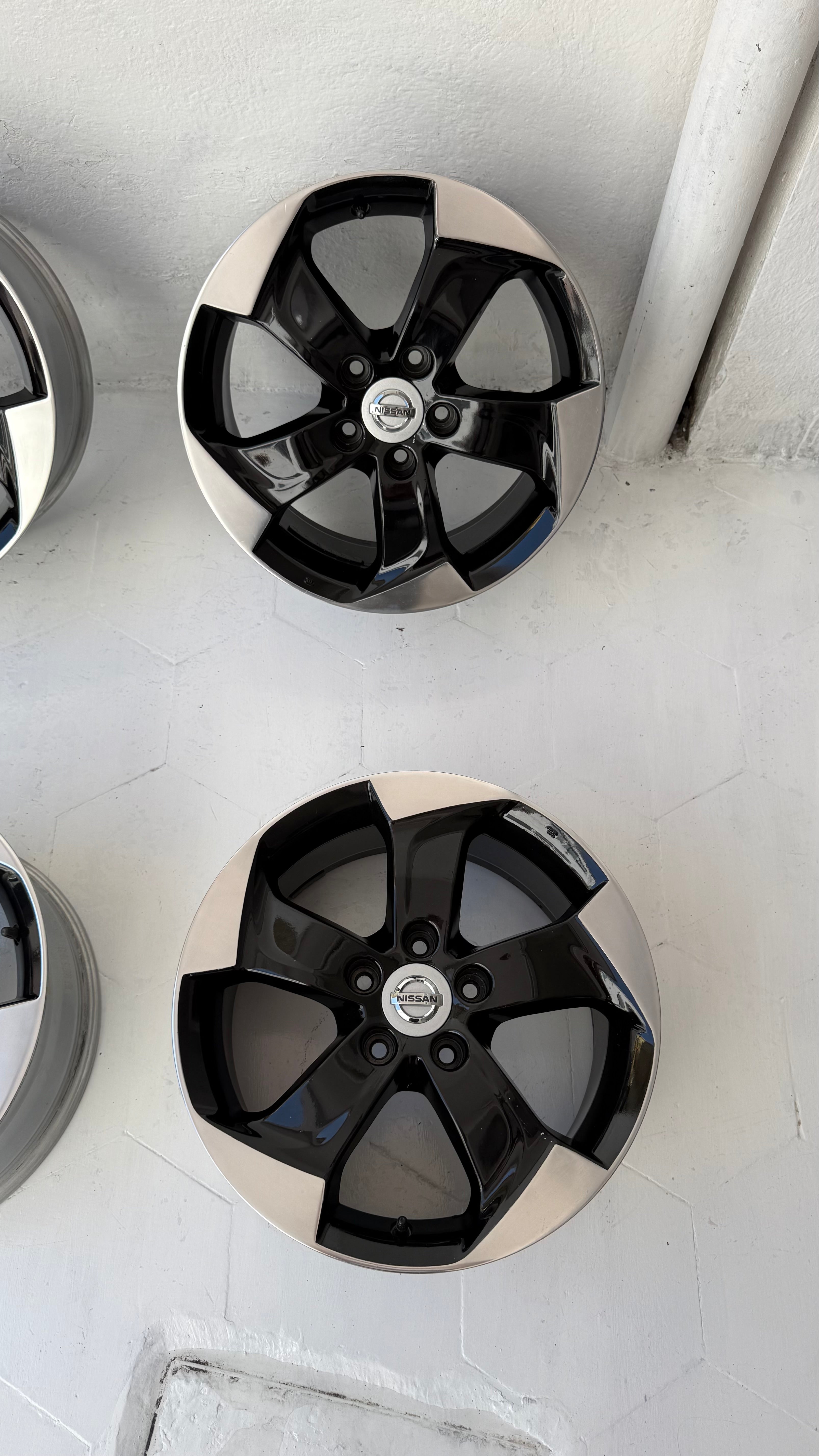 4 Rines 17” Nissan Sentra, Altima y X-Trail Originales Seminuevos 5x114