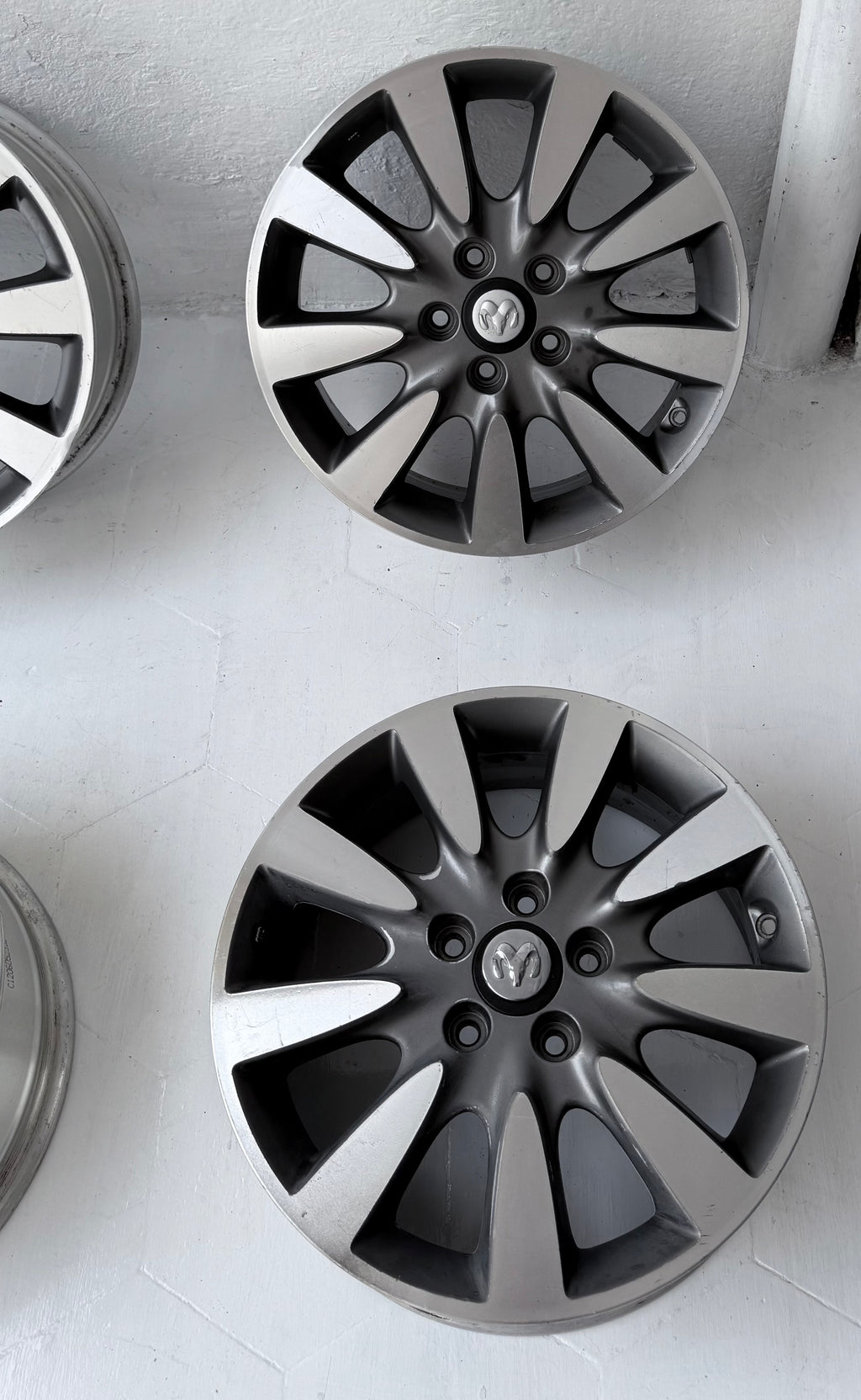 4 Rines 17” Jeep Liberty, Compass y Patriot – 5×114