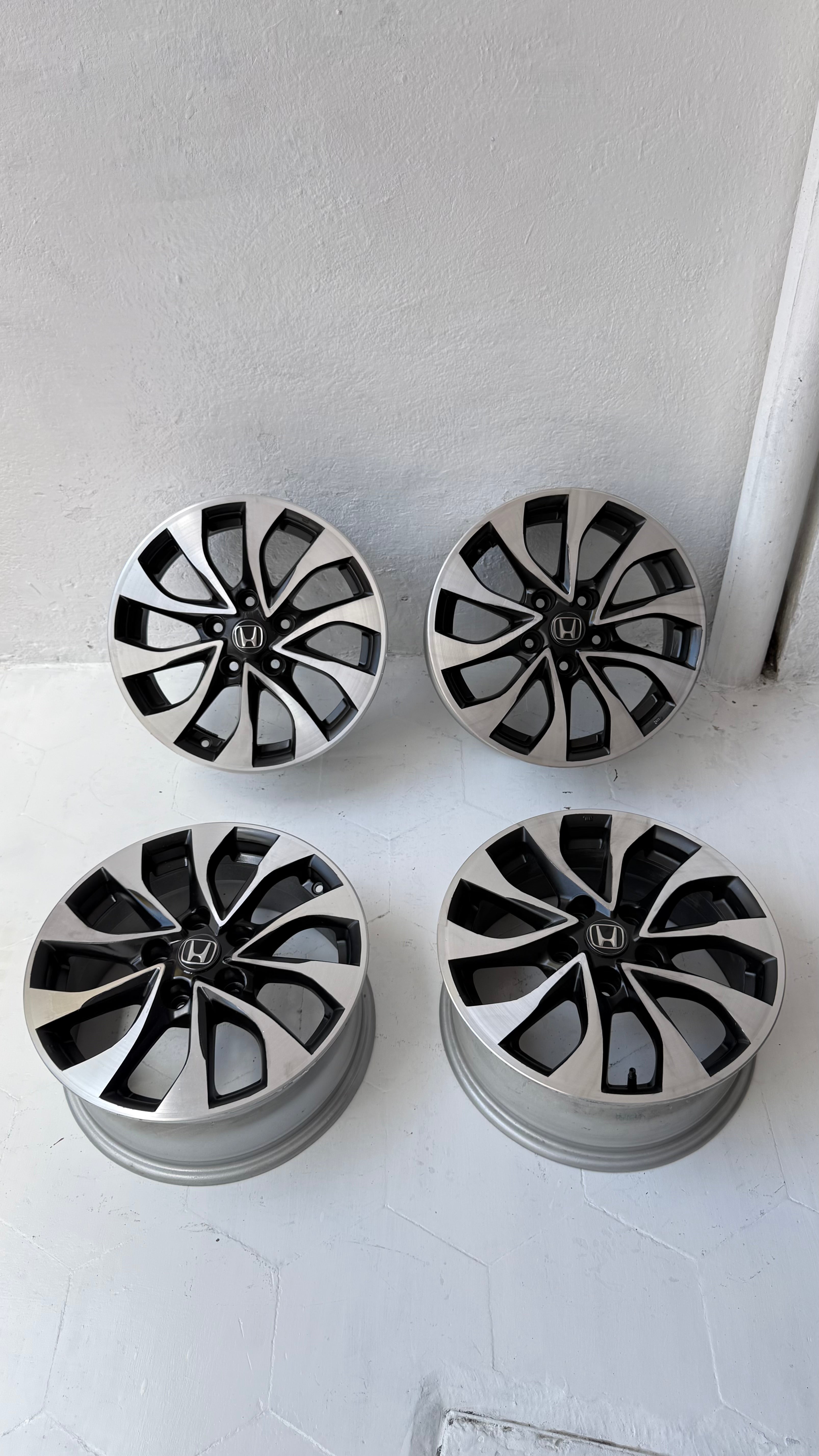 4 Rines 16” Honda CR-V, HR-V, Accord, Civic y Element Originales Seminuevos 5x114