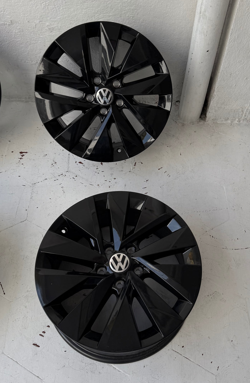 4 Rines 17” Volkswagen Tiguan / Taos / Golf / Jetta – 5×112