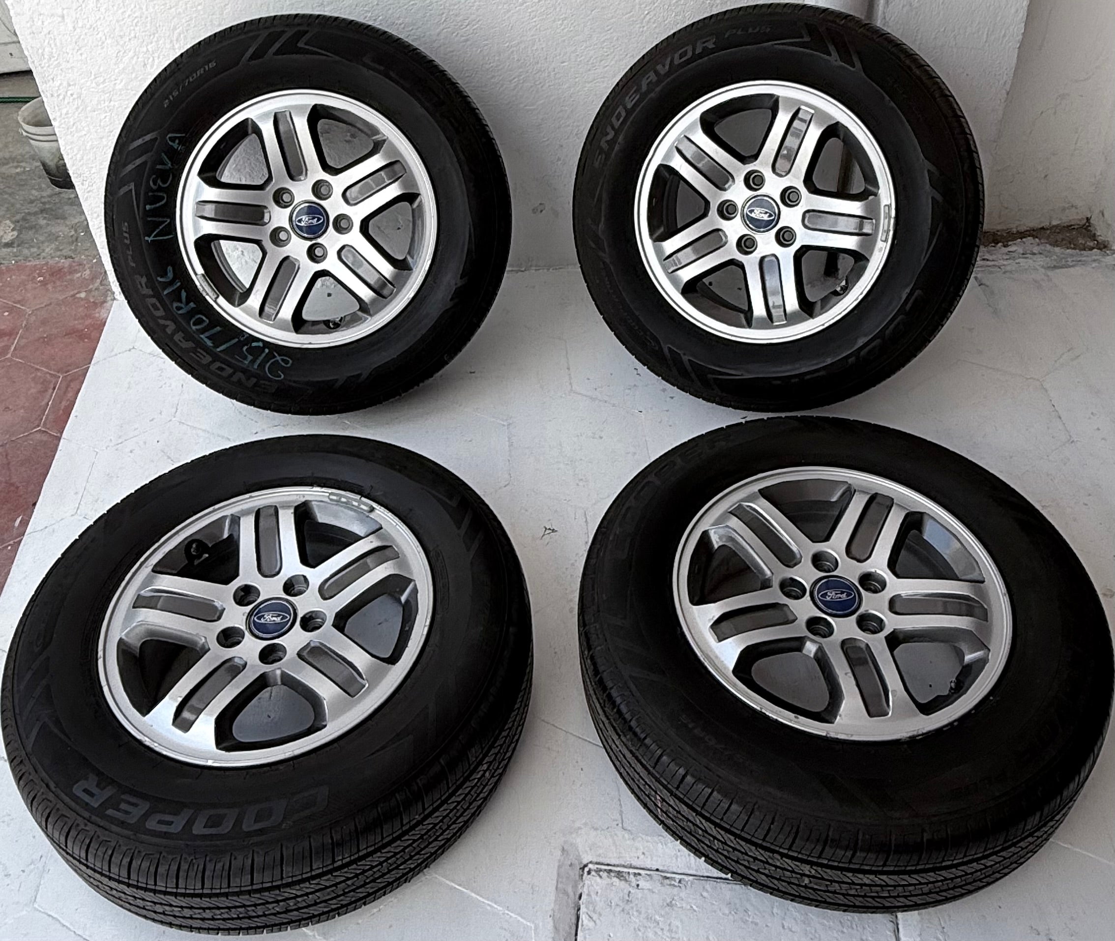 4 Rines con llantas 16” Ford Ranger y Explorer – 5×114