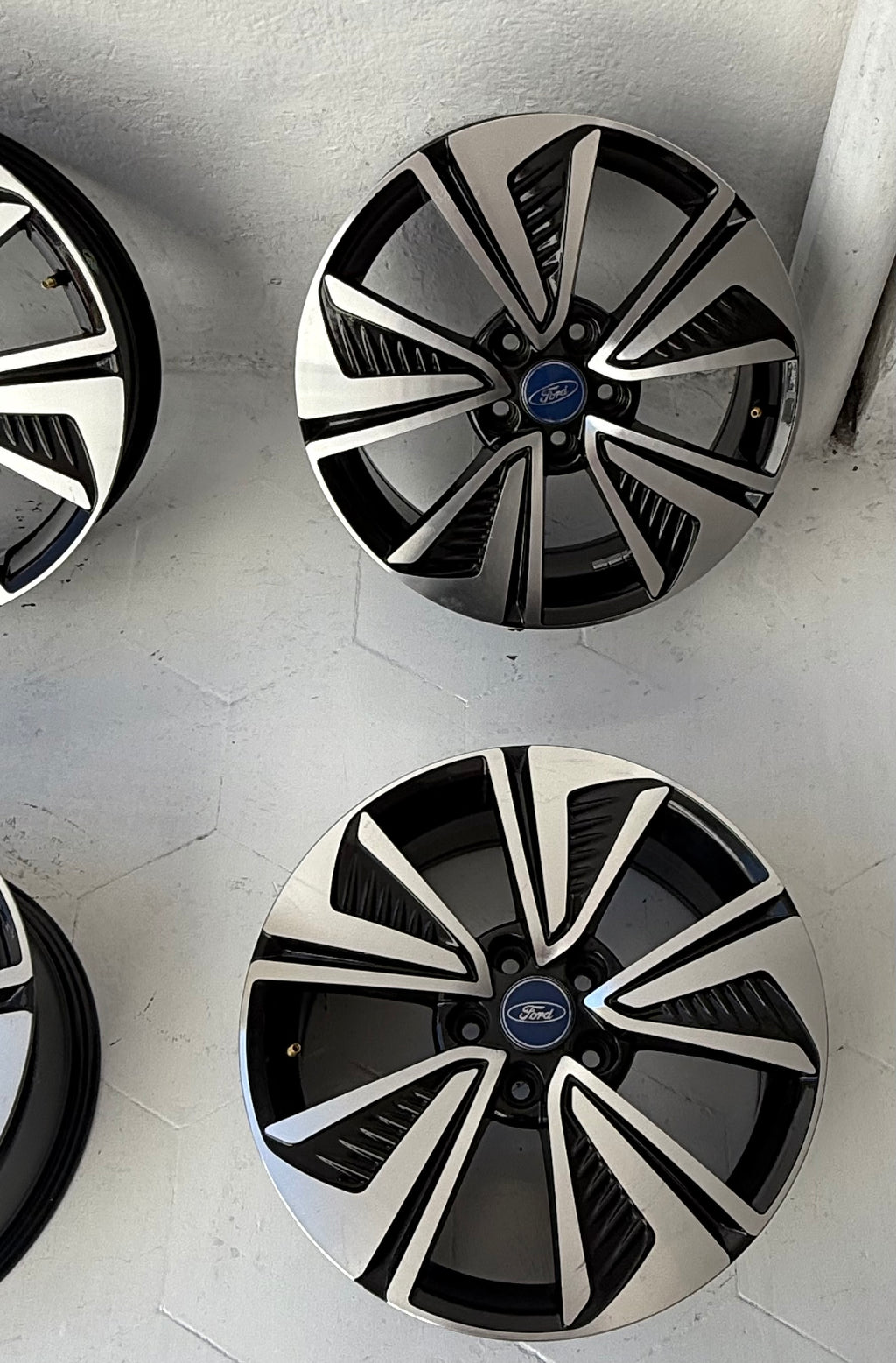 4 Rines 17” Ford Mustang Explorer Ranger Originales Nuevos 5x114